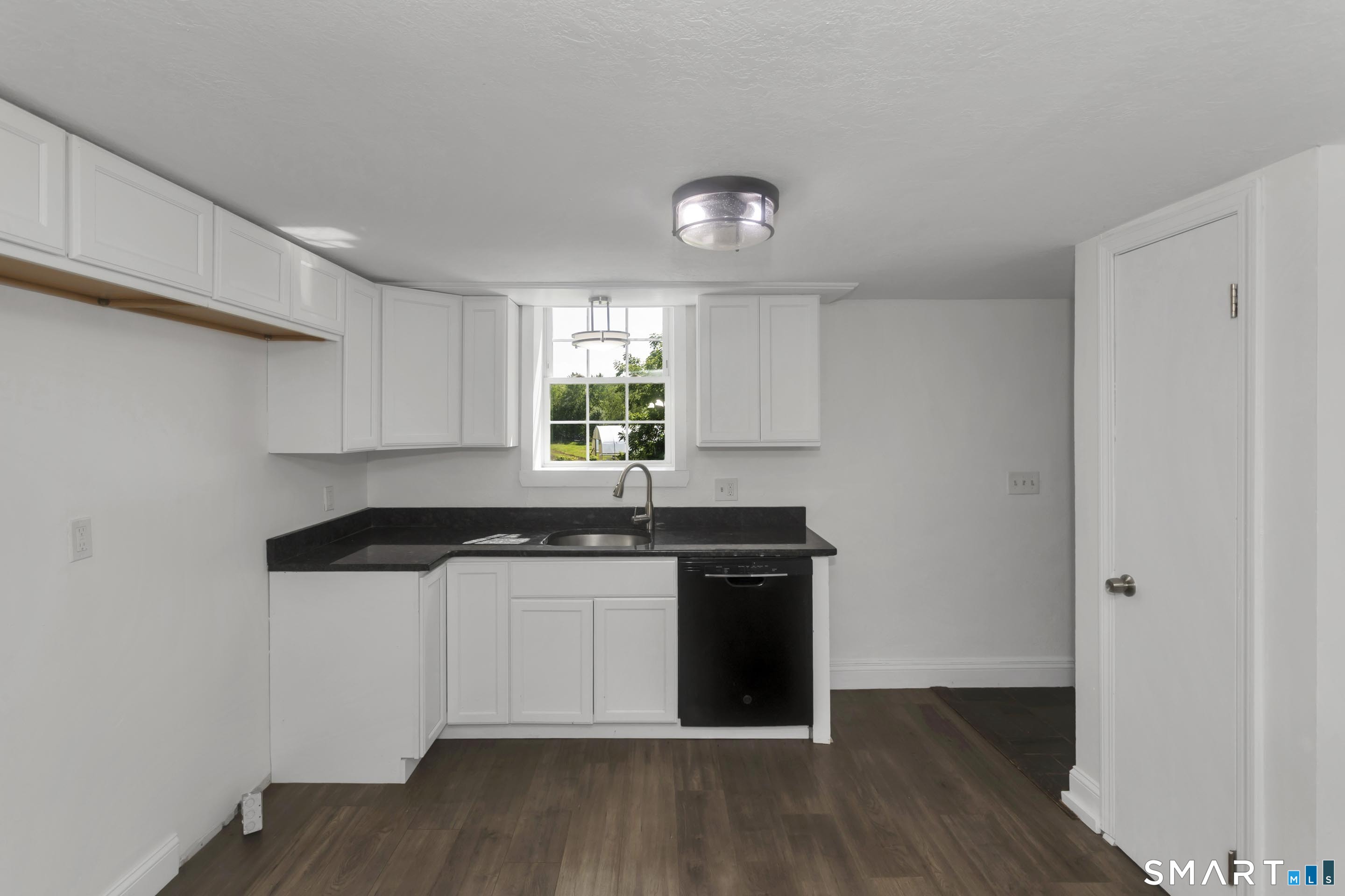17 Congamond Road photo 22