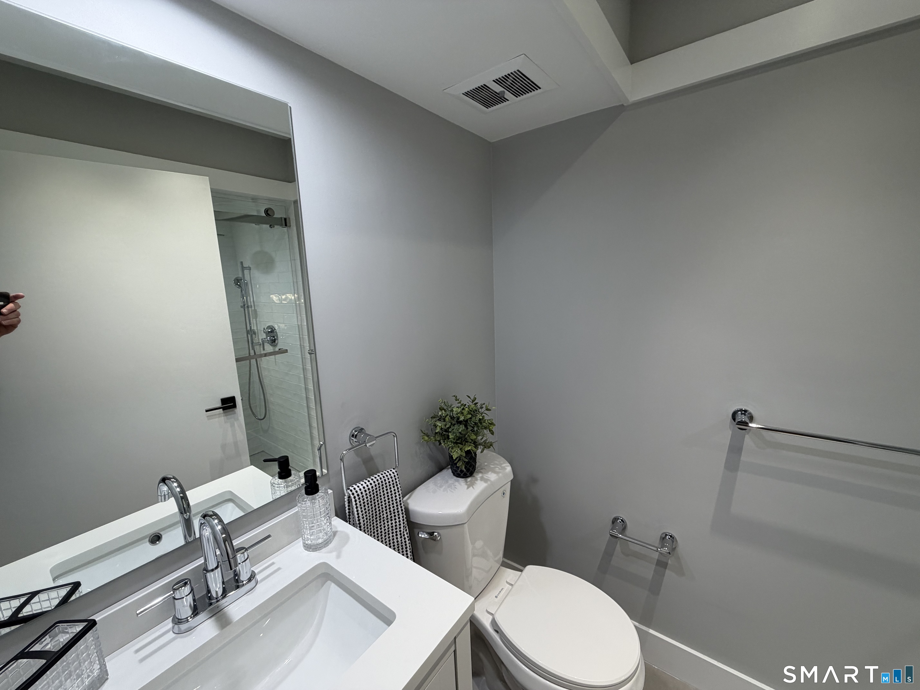 176 Heritage Village Unit #D photo 8