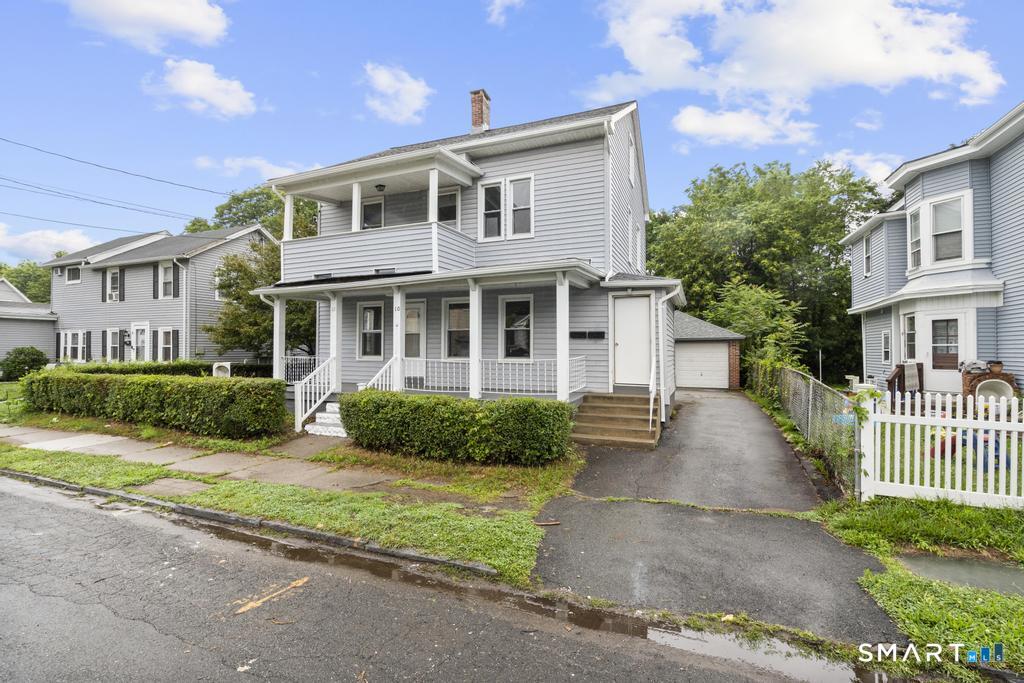 10 Hickory Street photo 2