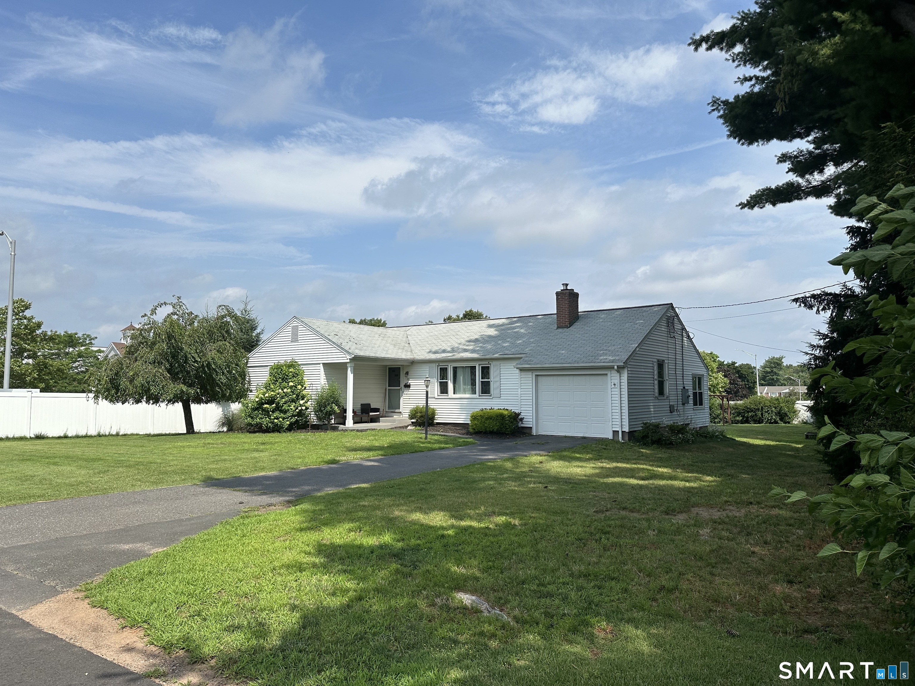 We are excited to announce an upcoming availability for a lovely 3-bedroom Ranch-style home located in the heart of downtown Glastonbury, CT. This home offers hardwood floors throughout, three bedrooms, and a full bathroom. The updated kitchen boasts granite countertops, ample cabinet space, and plenty of counter space. For your convenience, laundry hook-ups are available in the basement. The property also includes a private yard, perfect for enjoying outdoor space, and a one-car garage. We understand that pets are part of the family, so they will be considered on a case-by-case basis for an additional $50 per month. Please note that smoking and vaping are not permitted on the property. The location is ideal, with easy access to Route 2 and downtown Glastonbury's vibrant array of shops and restaurants. Tenants are responsible for electricity, natural gas (for heat and hot water), municipal water & sewer, trash service, lawn care/landscaping, snow removal, renter's insurance, and owner liability insurance.