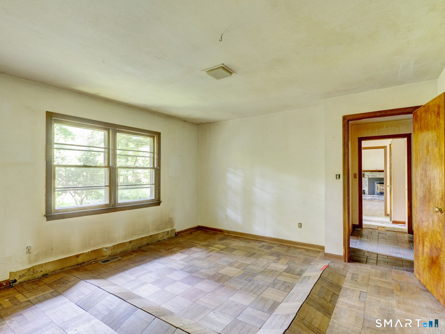 951 Woodruff Street photo 17