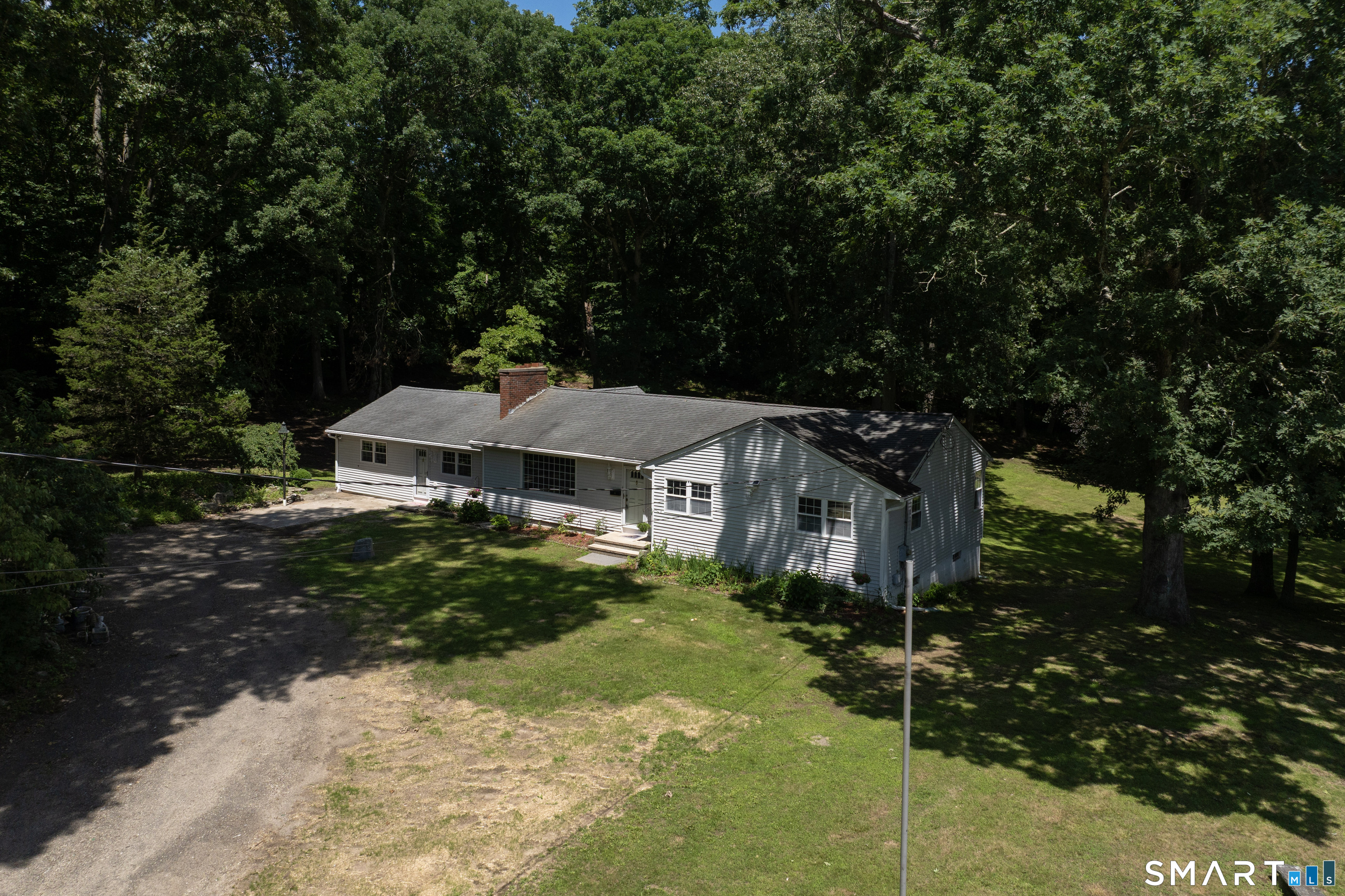 Homes for sale in Clinton, CT | 11 Autumn Ln, Clinton, CT 06413 | MLS# 24184990