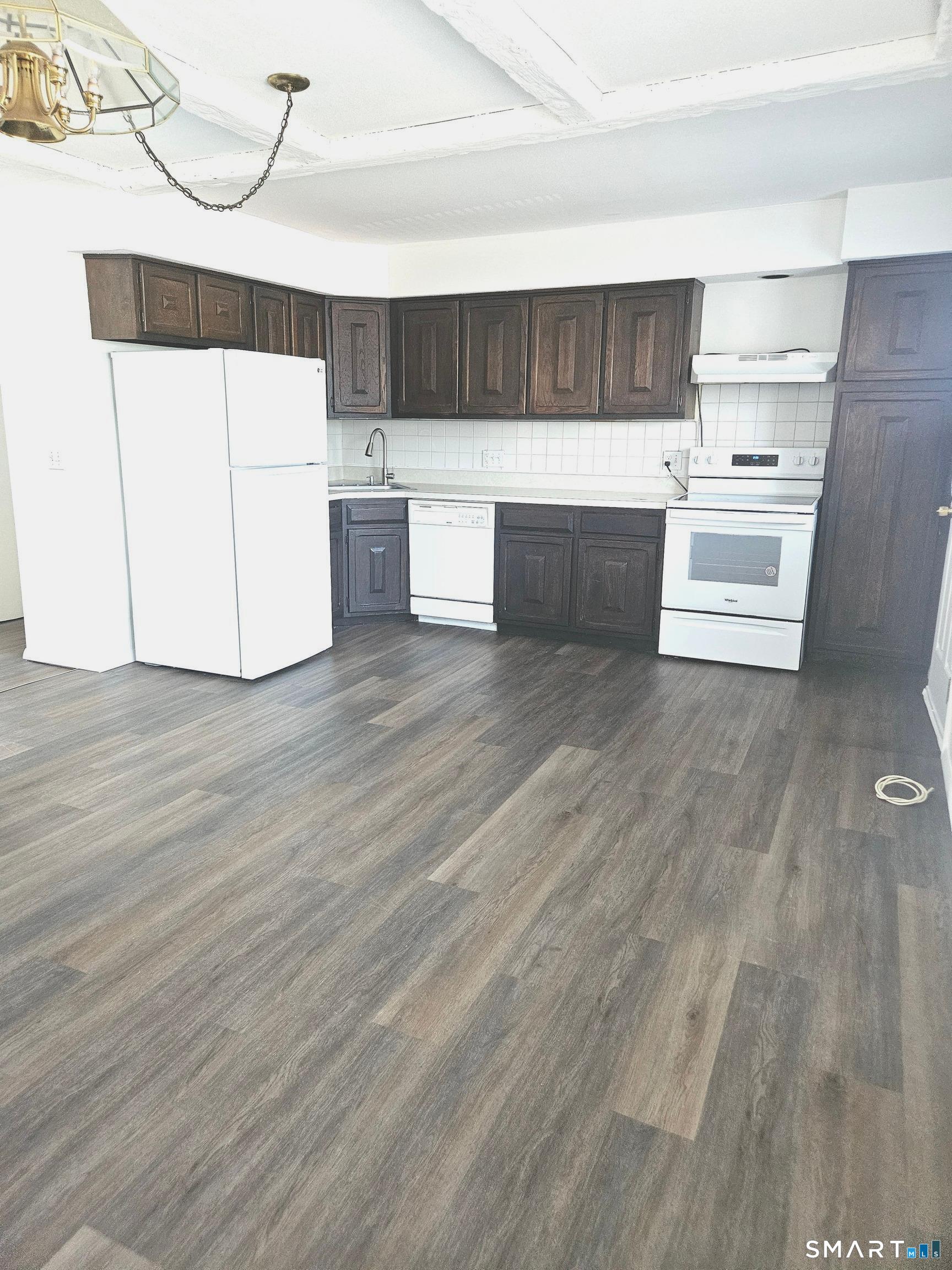 Homes for sale in West Haven, CT | 25 Savin Park Savin Ave #25, West Haven, CT 06516 | MLS# 24189814