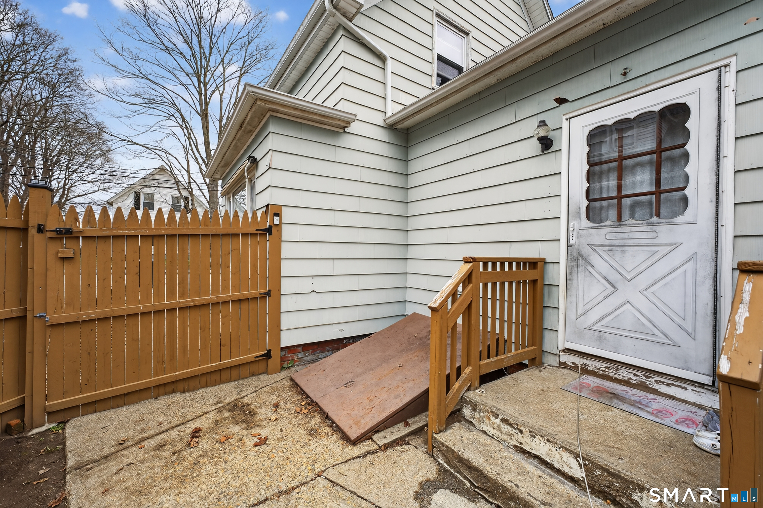 Homes for sale in Norwich, CT | 89 Oneco St, Norwich, CT 06360 | MLS# 24190172