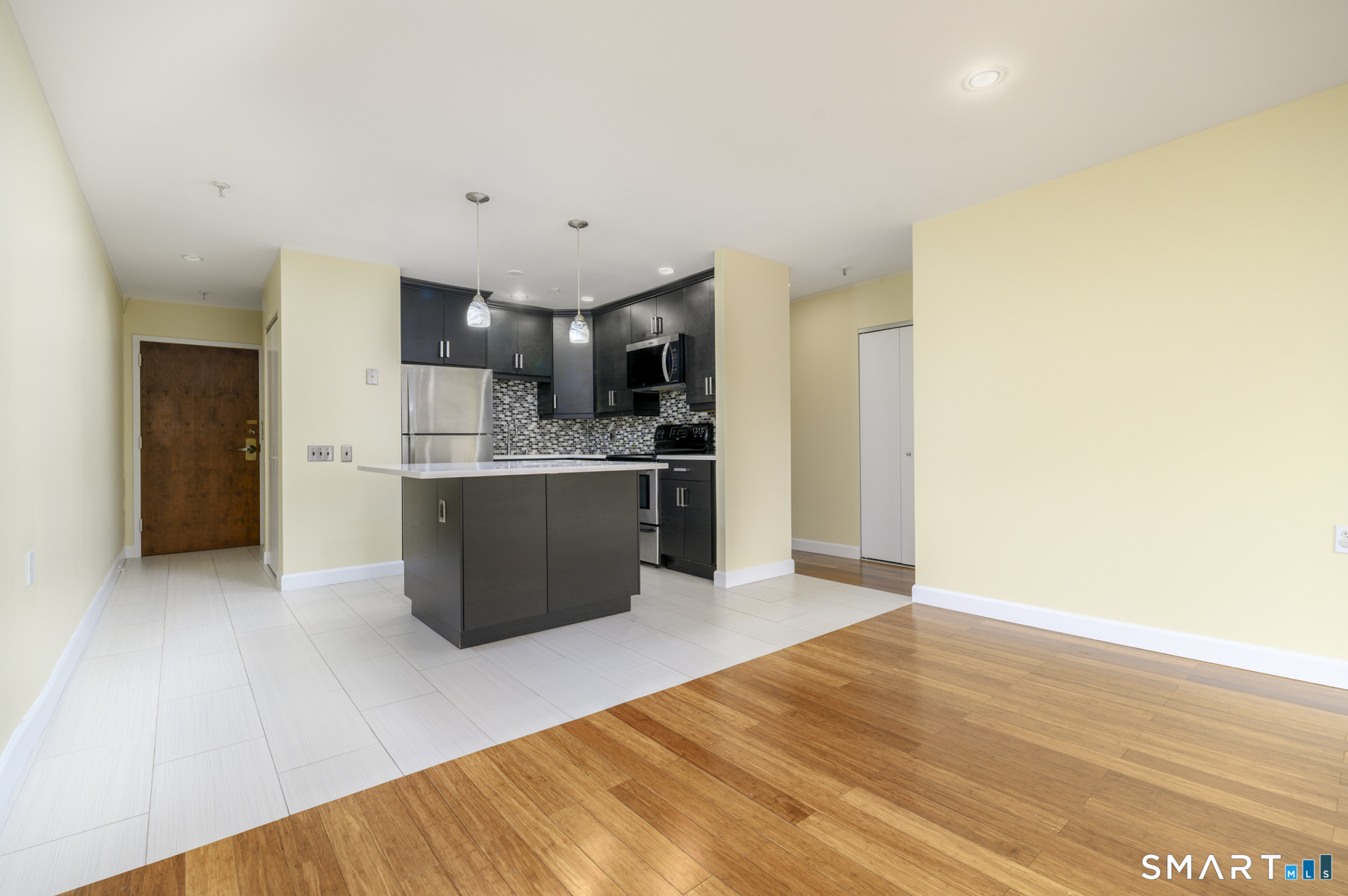 51 Schuyler Avenue, Stamford, Connecticut photo 3
