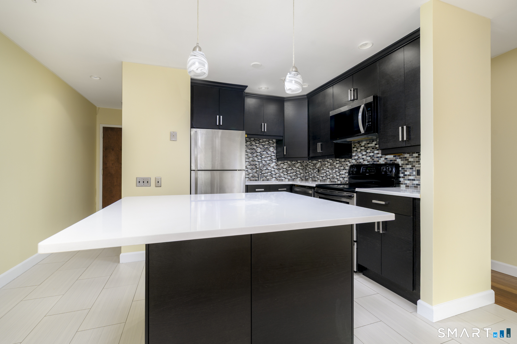 51 Schuyler Avenue, Stamford, Connecticut photo 4