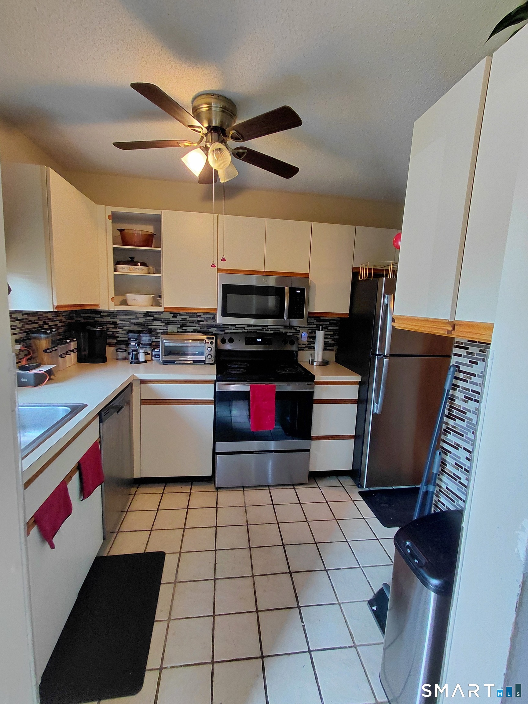 Homes for sale in Waterbury, CT | 827 Oronoke Rd #6-6, Waterbury, CT 06708 | MLS# 24185119
