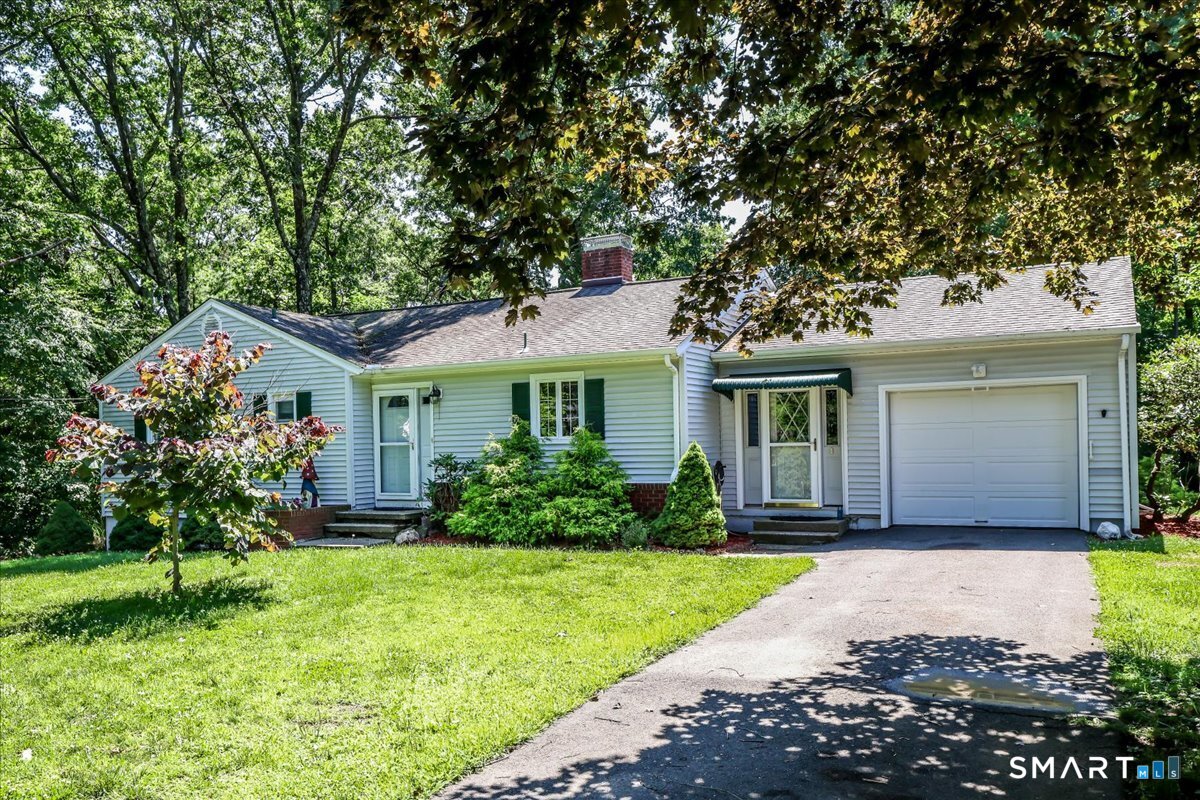Homes for sale in Danbury, CT | 7 Mohawk Cir, Danbury, CT 06811 | MLS# 24183410