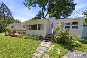 165 Laurelwood, Danbury