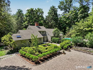 4 Hidden Hill Road