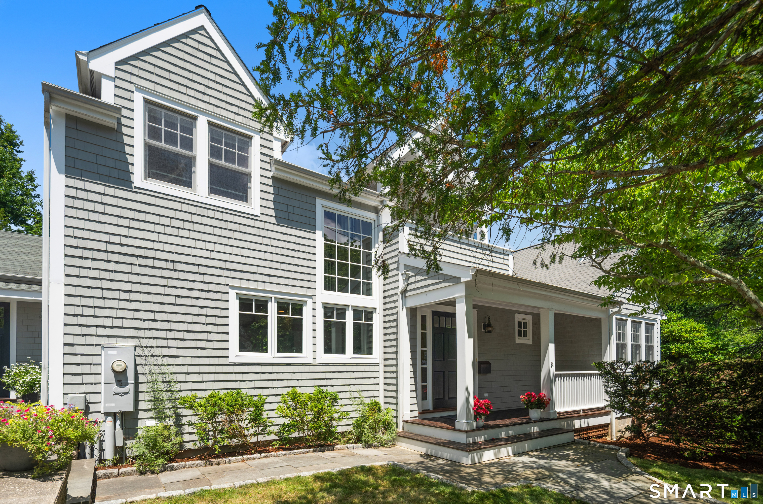 61 Sunrise Avenue, New Canaan, Connecticut photo 2