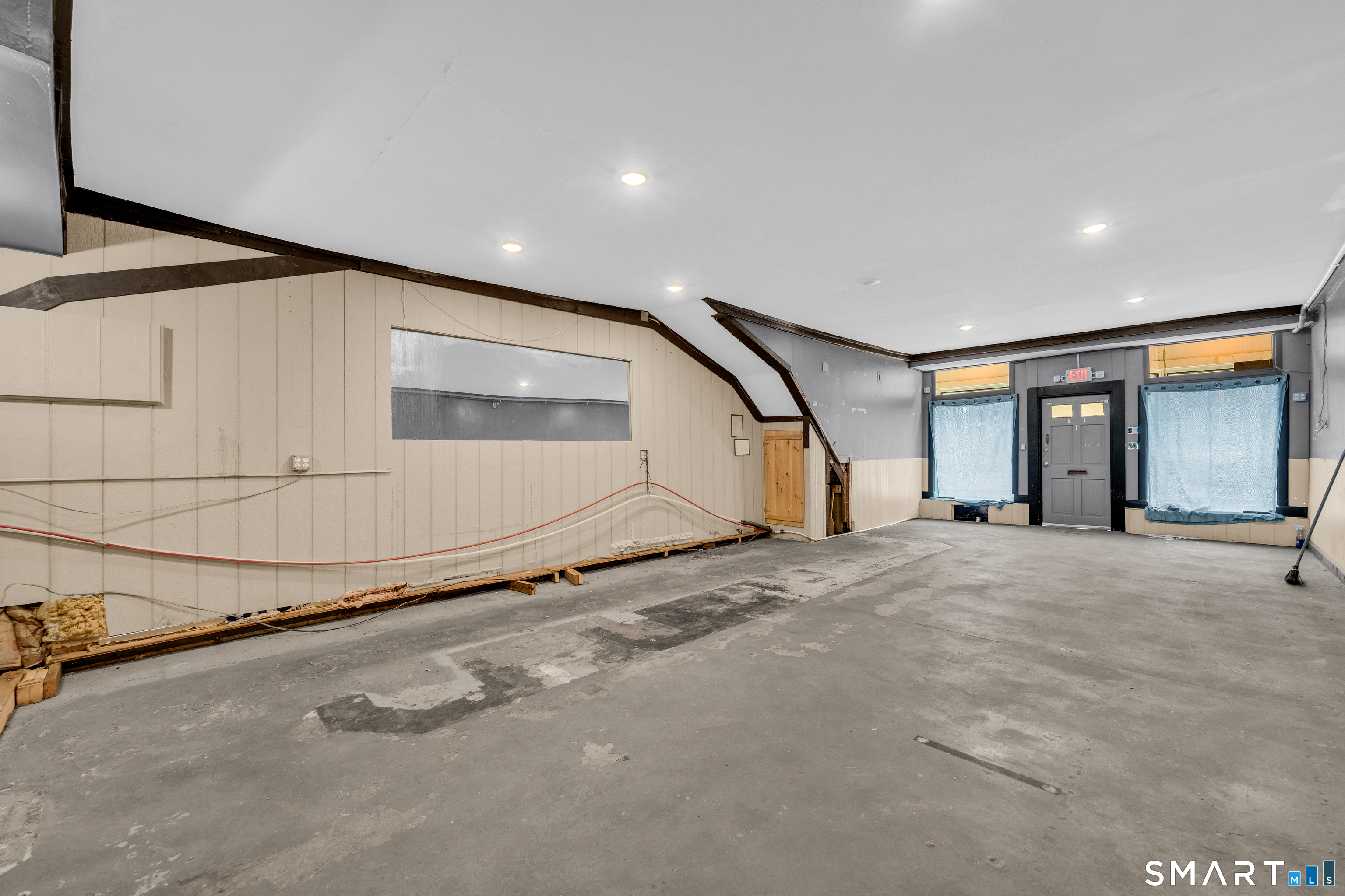 Homes for sale in Winchester, CT | 720 Main St, Winchester, CT 06098 | MLS# 24190347