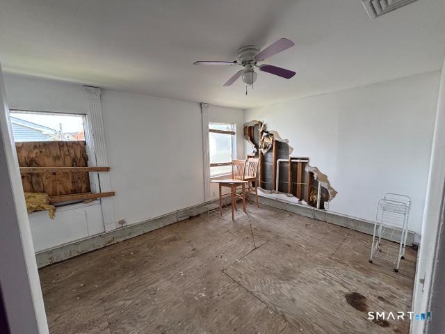 13 Merril Place photo 13