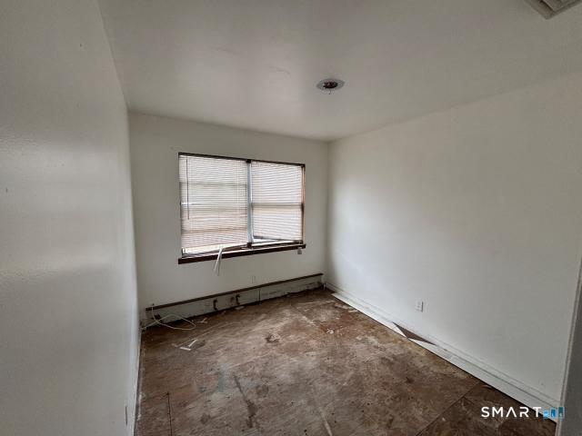 13 Merril Place photo 14