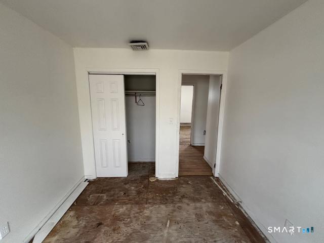 13 Merril Place photo 15