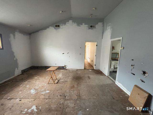 13 Merril Place photo 17