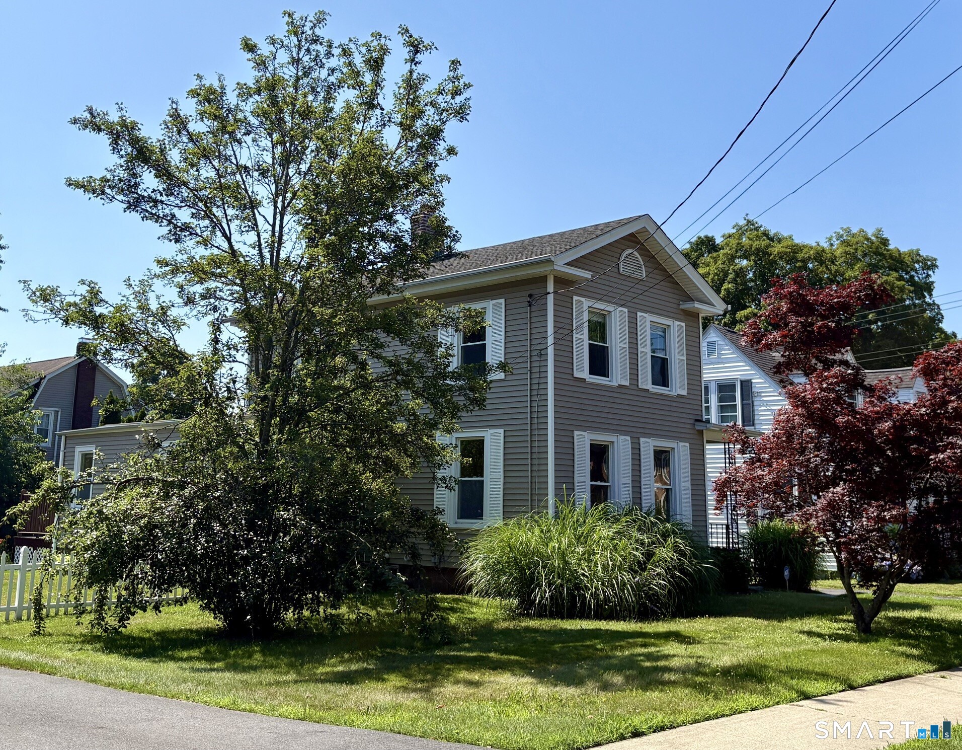 Homes for sale in East Haven, CT | 511 Thompson Ave, East Haven, CT 06512 | MLS# 24183047