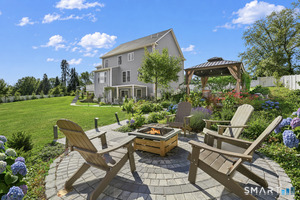 450 James Farm, Stratford