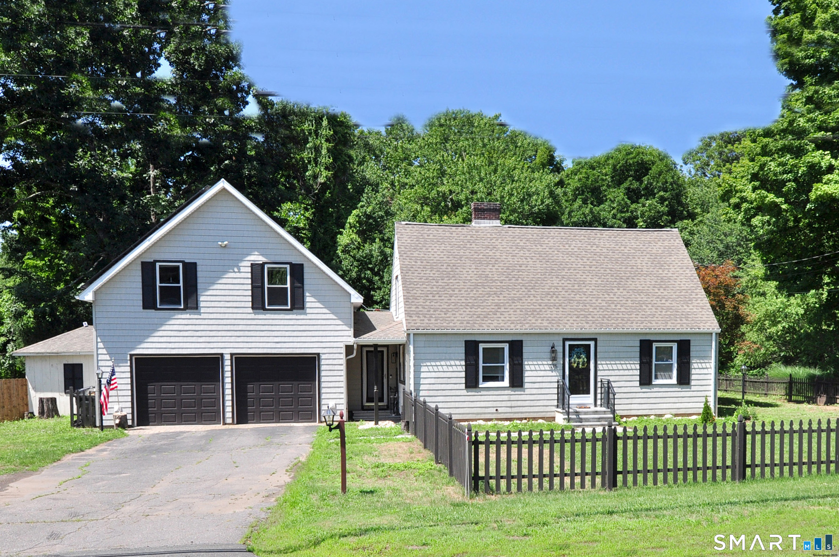 Homes for sale in Granby, CT | 375 Salmon Brook St, Granby, CT 06035 | MLS# 24190591