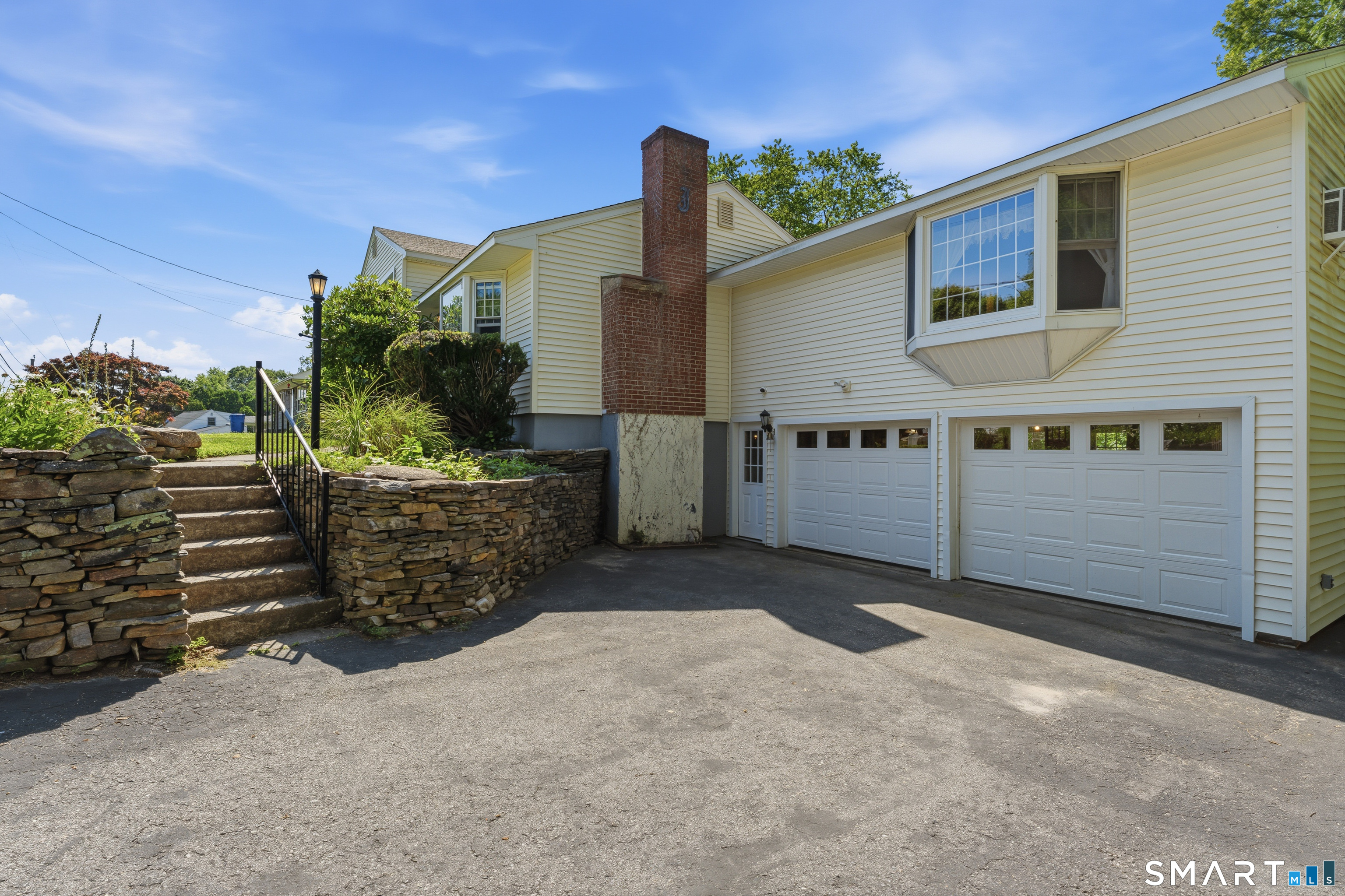 Photo 5 of 44 Occum Lane, Montville, CT