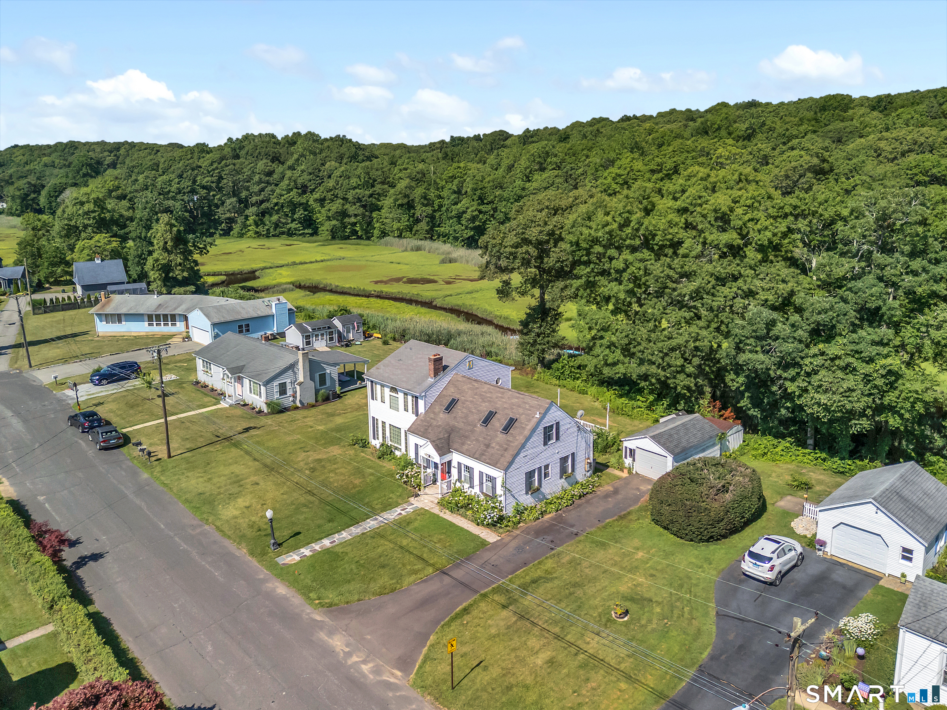 Homes for sale in East Lyme, CT | 12 Sunnieside Dr, East Lyme, CT 06357 | MLS# 24189882