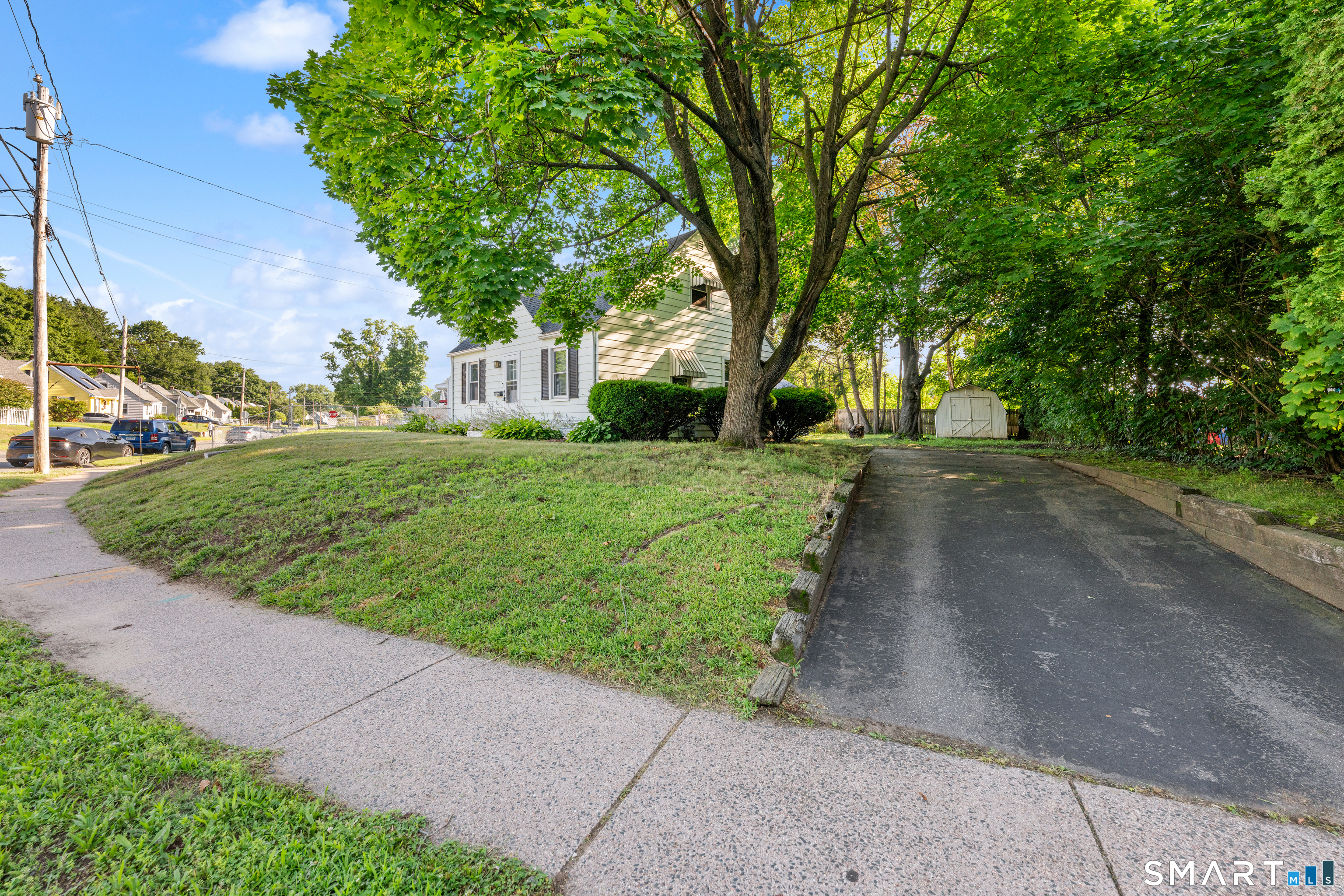 Homes for sale in East Hartford, CT | 108 Bedford Ave, East Hartford, CT 06118 | MLS# 24187313