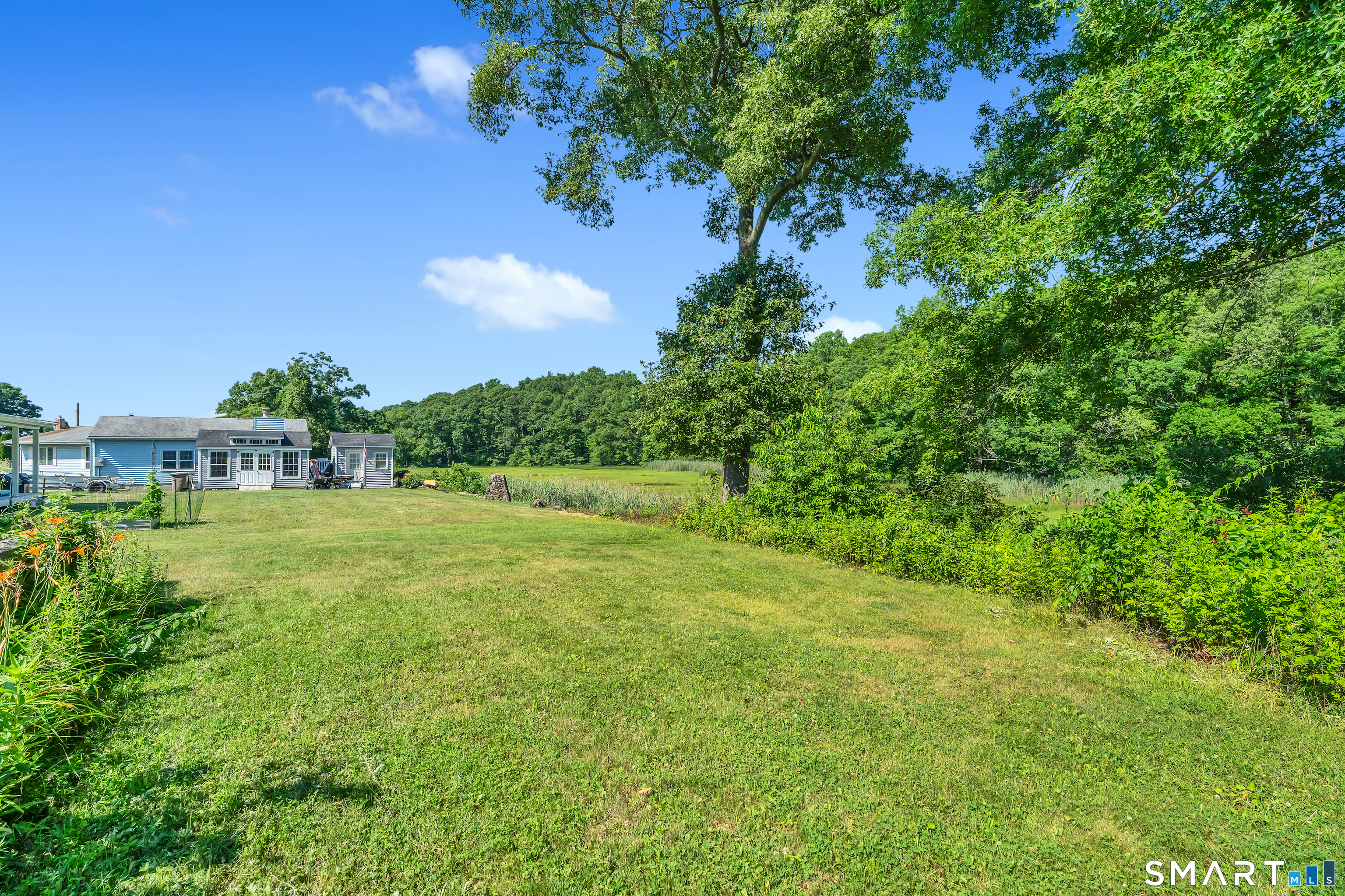 Homes for sale in East Lyme, CT | 12 Sunnieside Dr, East Lyme, CT 06357 | MLS# 24189882