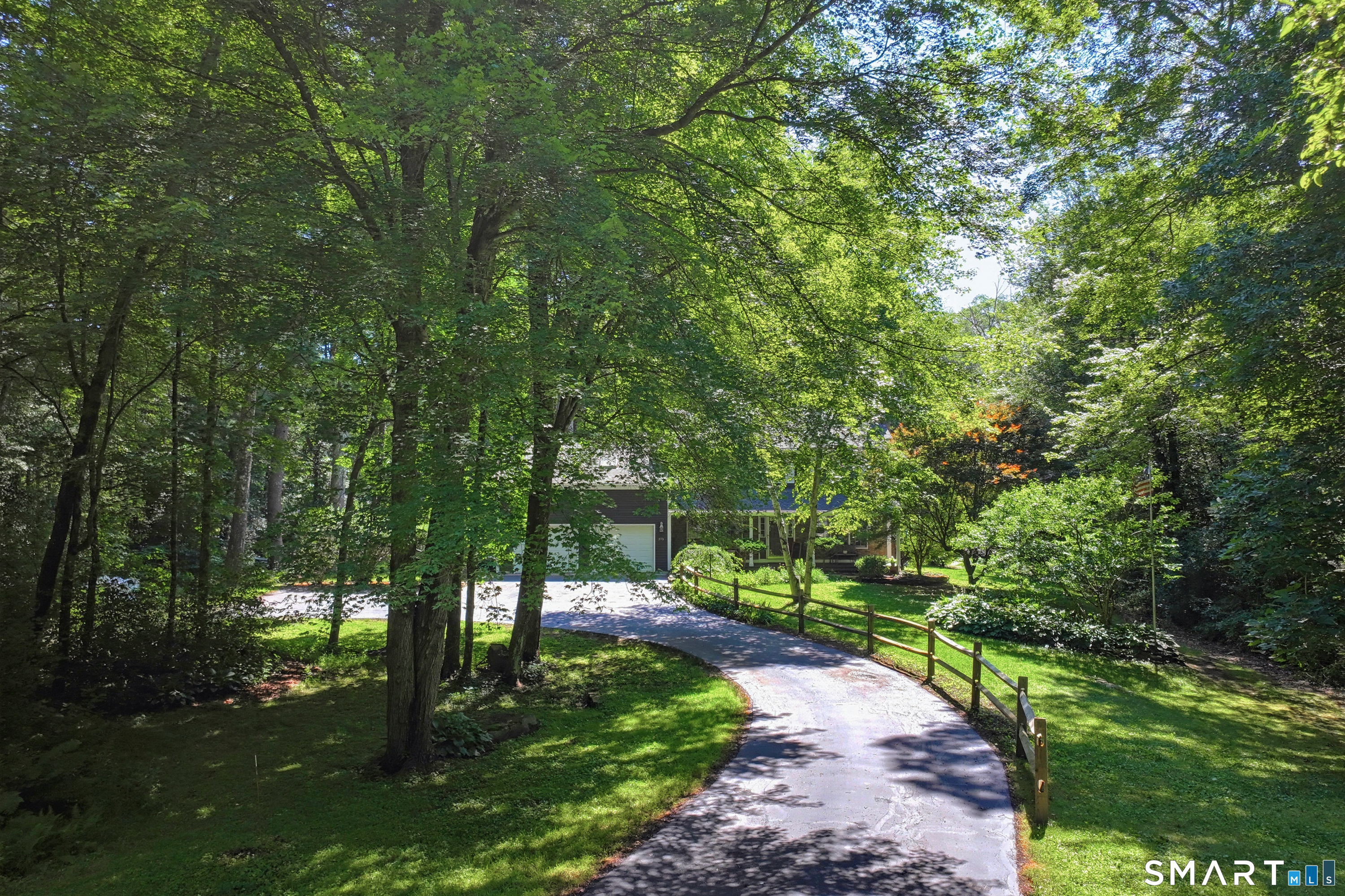 Homes for sale in Thompson, CT | 373 Chase Rd, Thompson, CT 06277 | MLS# 24187959