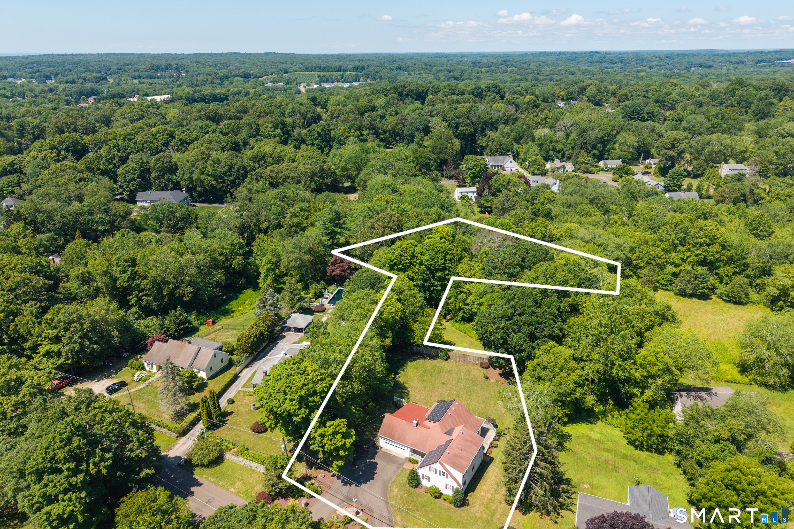 110 Nut Plains Road photo 3