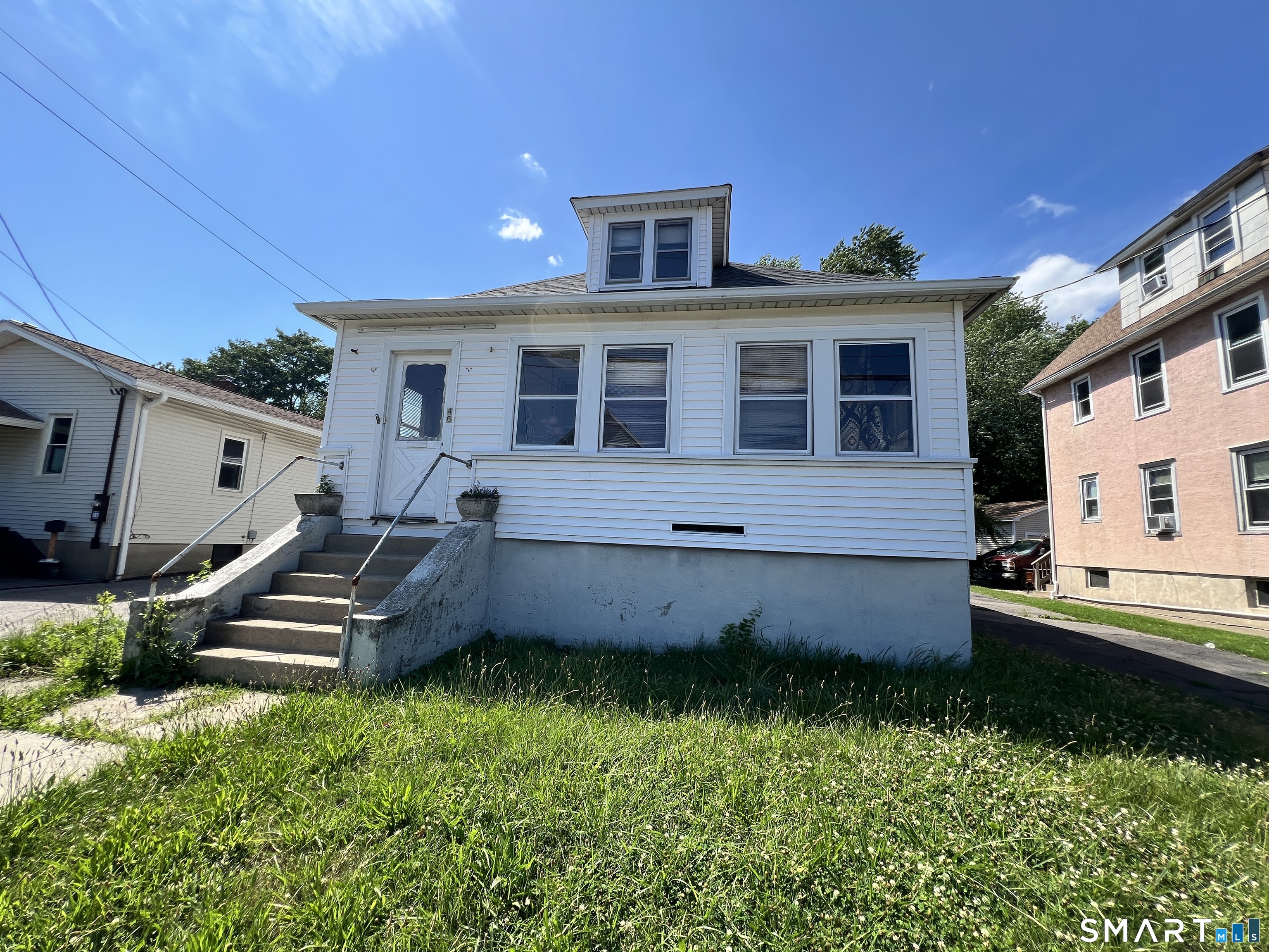 Homes for sale in Bridgeport, CT | 46 Arlington St, Bridgeport, CT 06606 | MLS# 24190691
