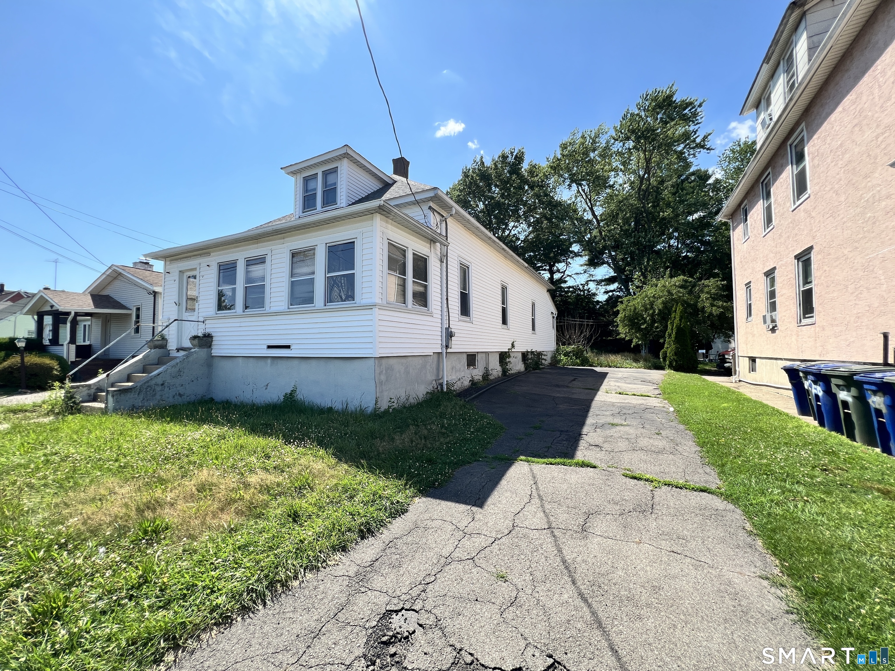 Homes for sale in Bridgeport, CT | 46 Arlington St, Bridgeport, CT 06606 | MLS# 24190691