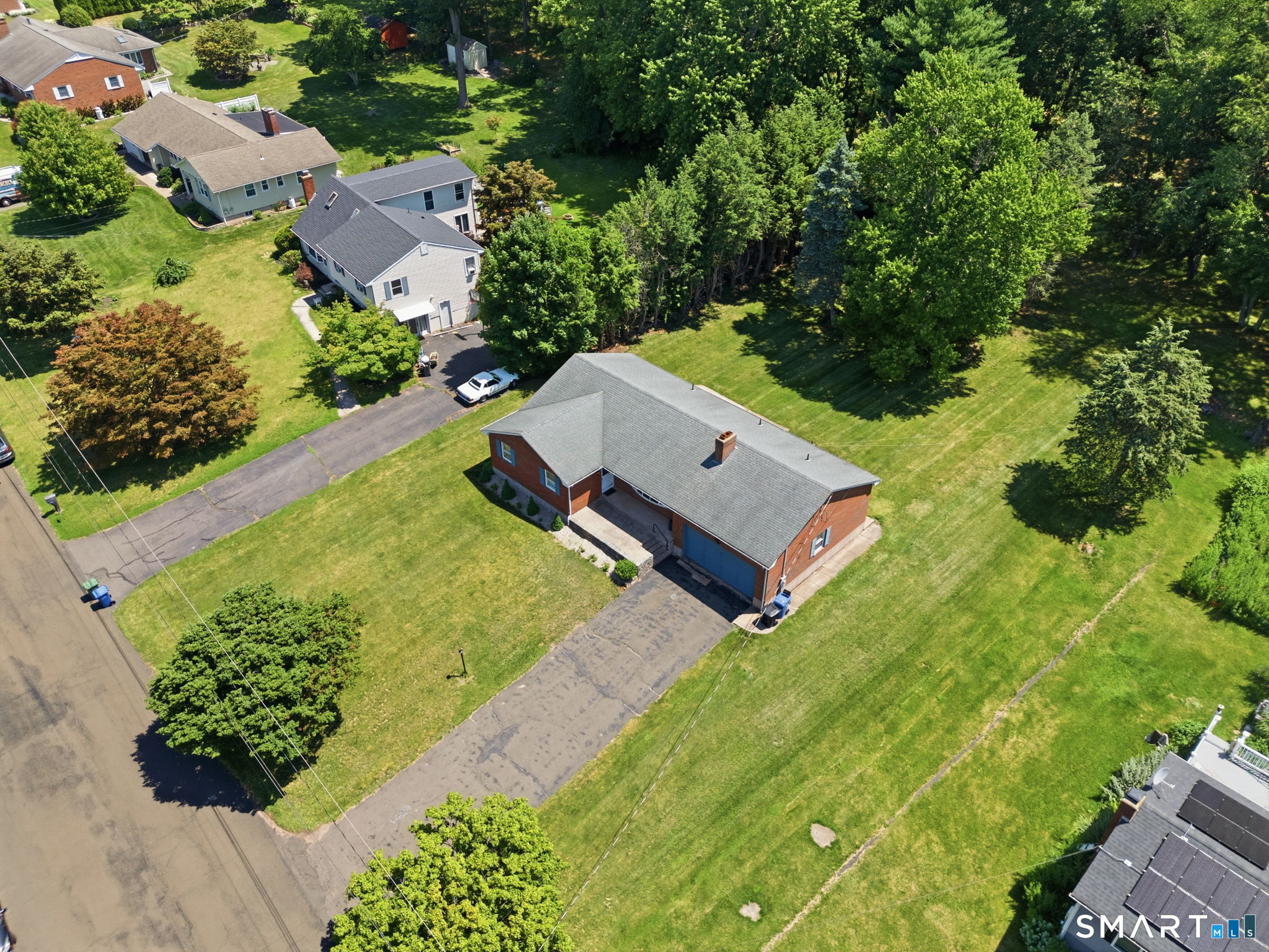 Homes for sale in Portland, CT | 3 Burr St, Portland, CT 06480 | MLS# 24185075