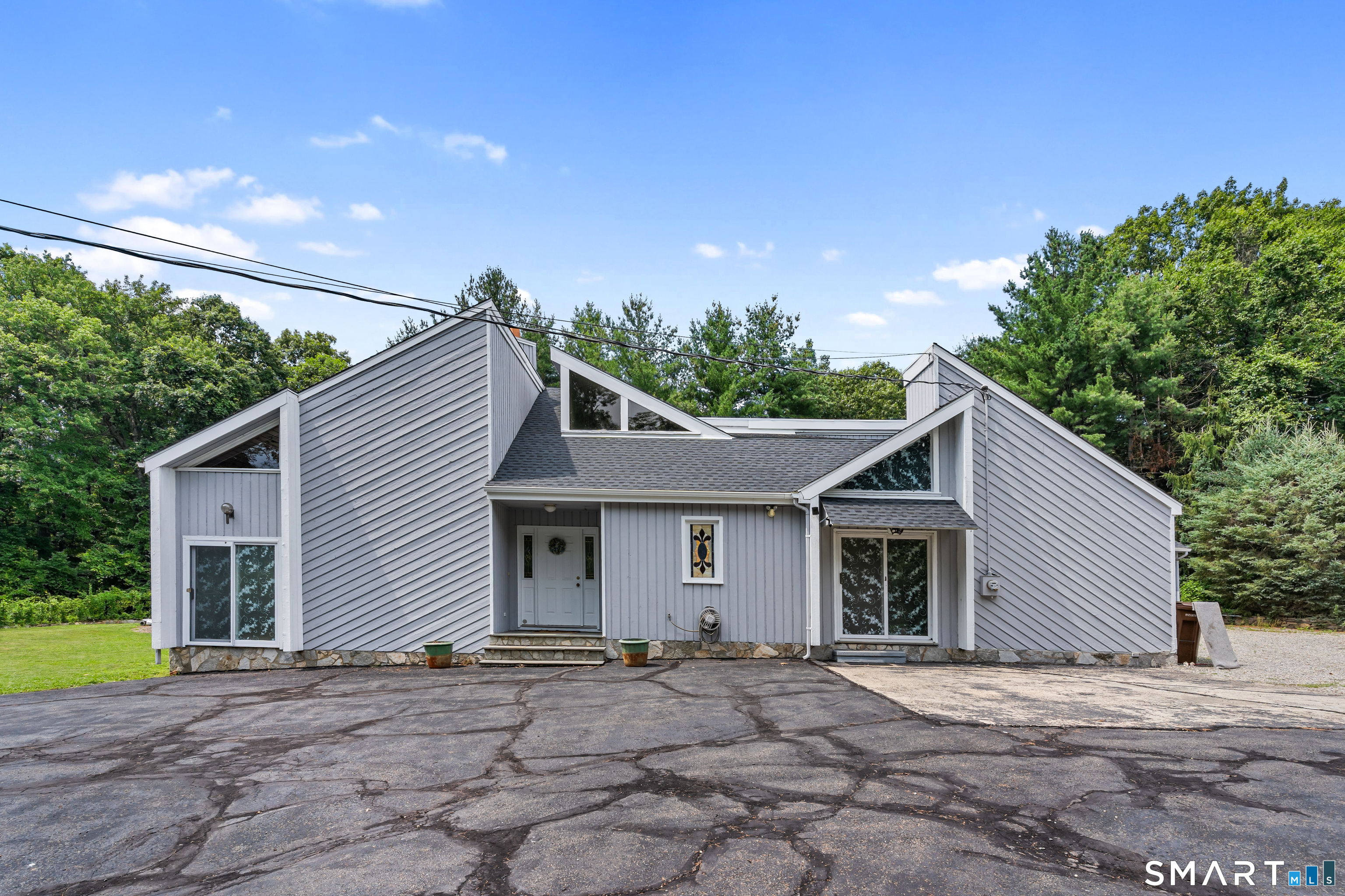 Homes for sale in Shelton, CT | 95 Park Ave, Shelton, CT 06484 | MLS# 24190418