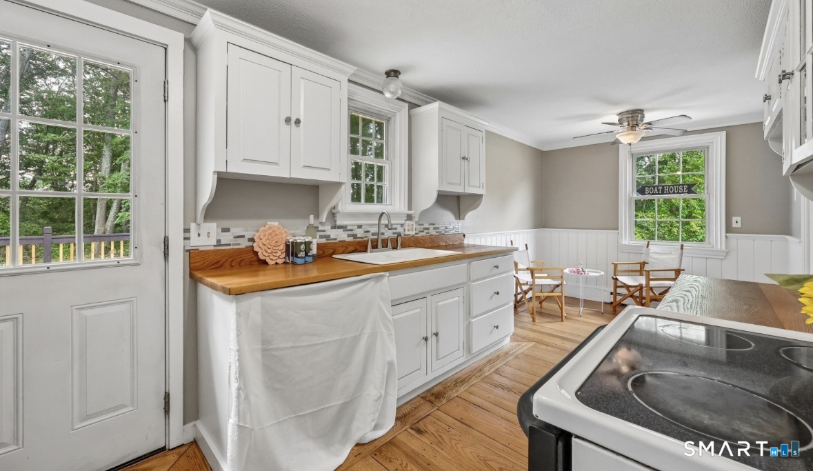 Homes for sale in Killingly, CT | 47 River Ridge Rd, Killingly, CT 06239 | MLS# 24189827