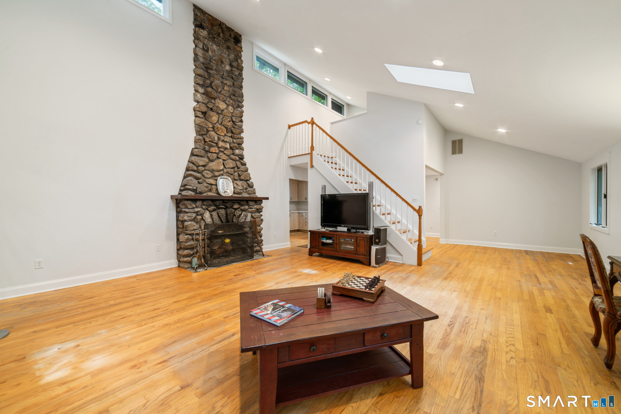 17 Bradley Lane photo 8