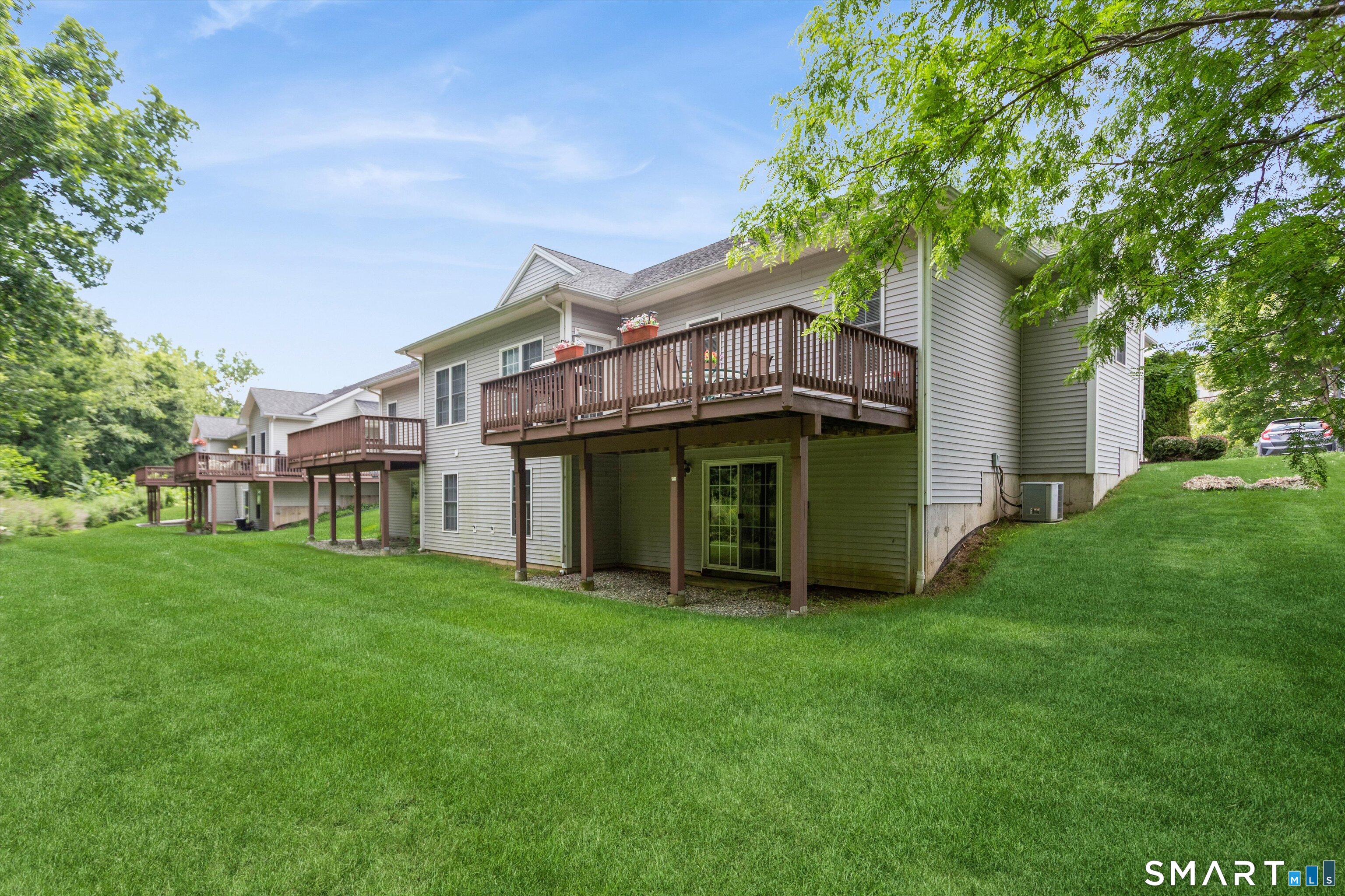 Homes for sale in Beacon Falls, CT | 111 Pondview Cir, Beacon Falls, CT 06403 | MLS# 24190407