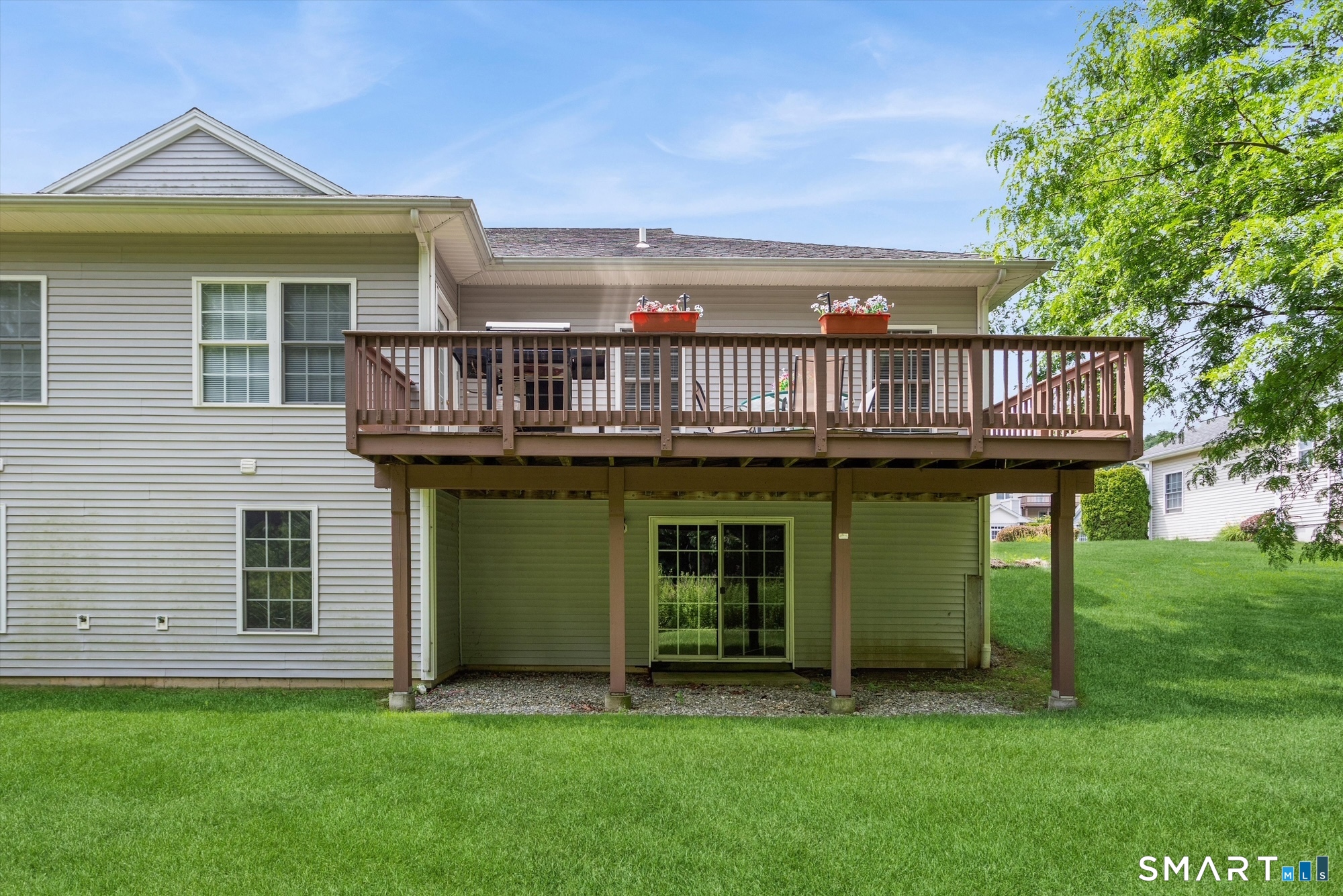 Homes for sale in Beacon Falls, CT | 111 Pondview Cir, Beacon Falls, CT 06403 | MLS# 24190407