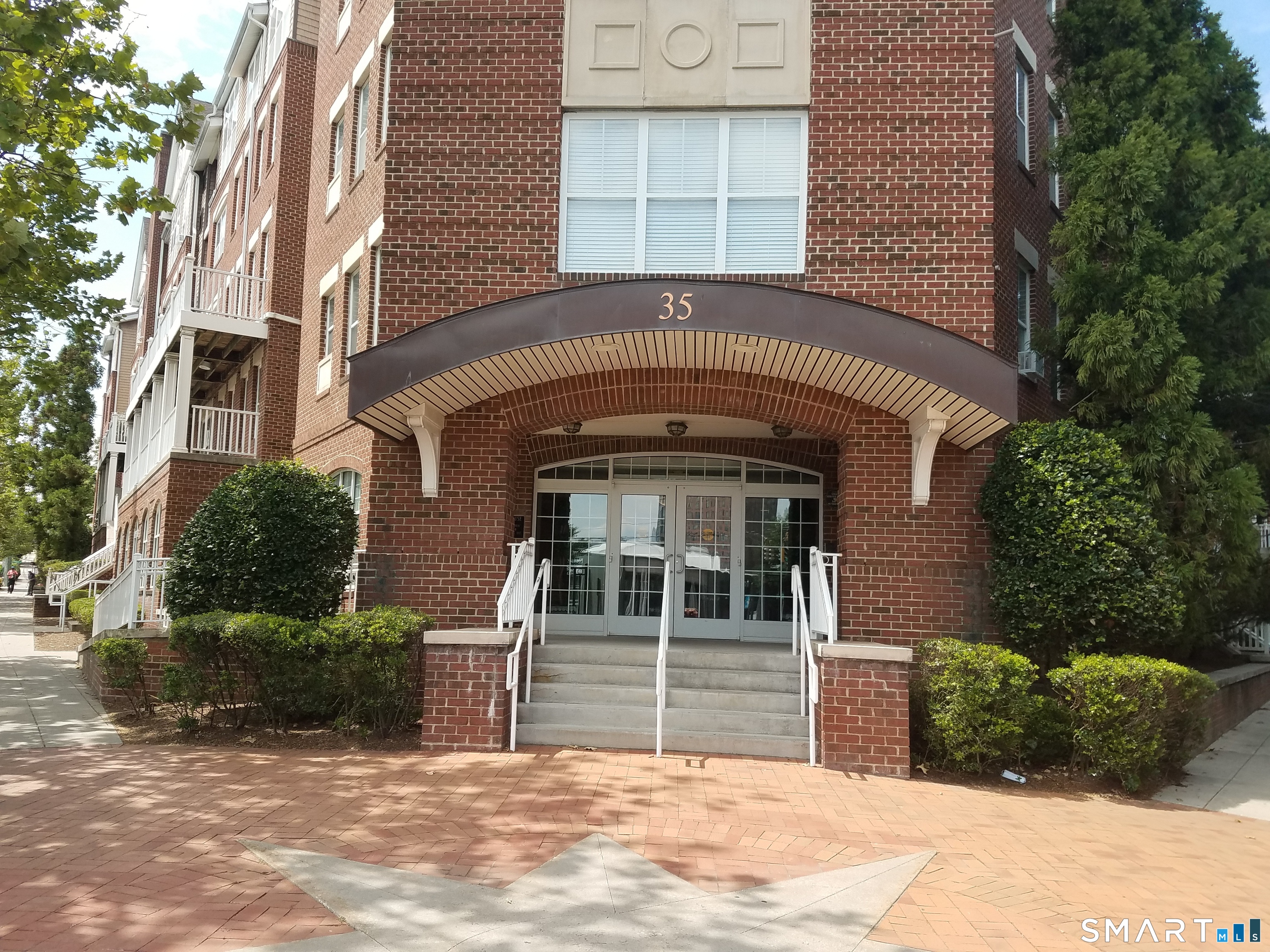 35 West Broad Street, Stamford, Connecticut photo 2