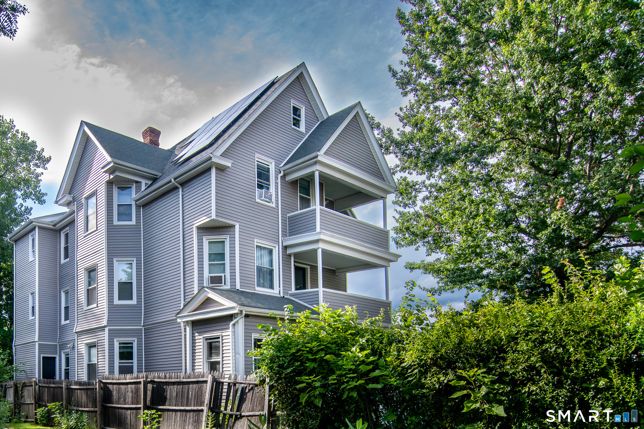 395 Woodland Street