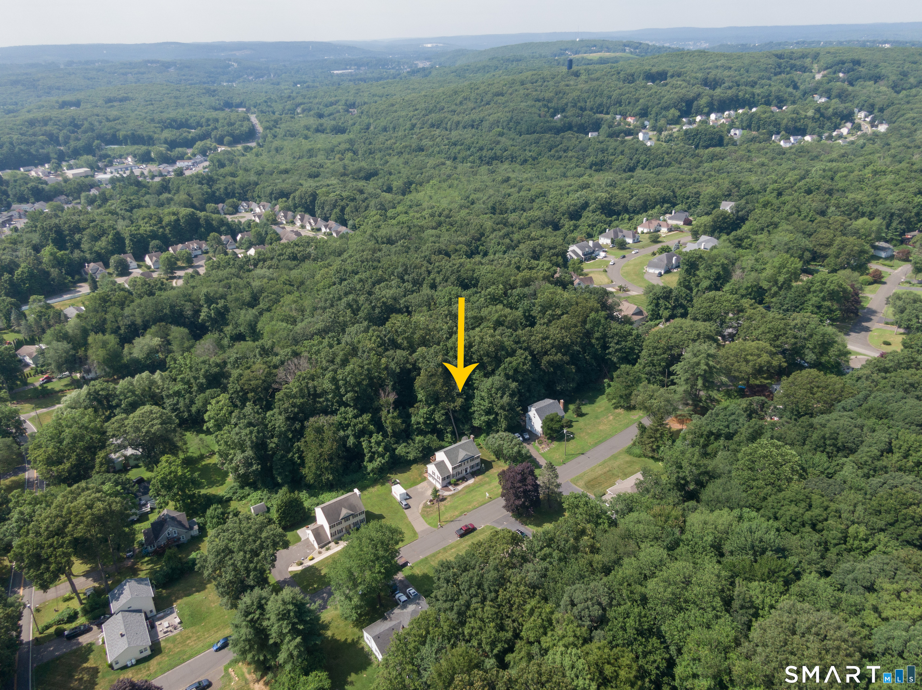 Homes for sale in Wolcott, CT | 33 Brentwood Dr, Wolcott, CT 06716 | MLS# 24189007