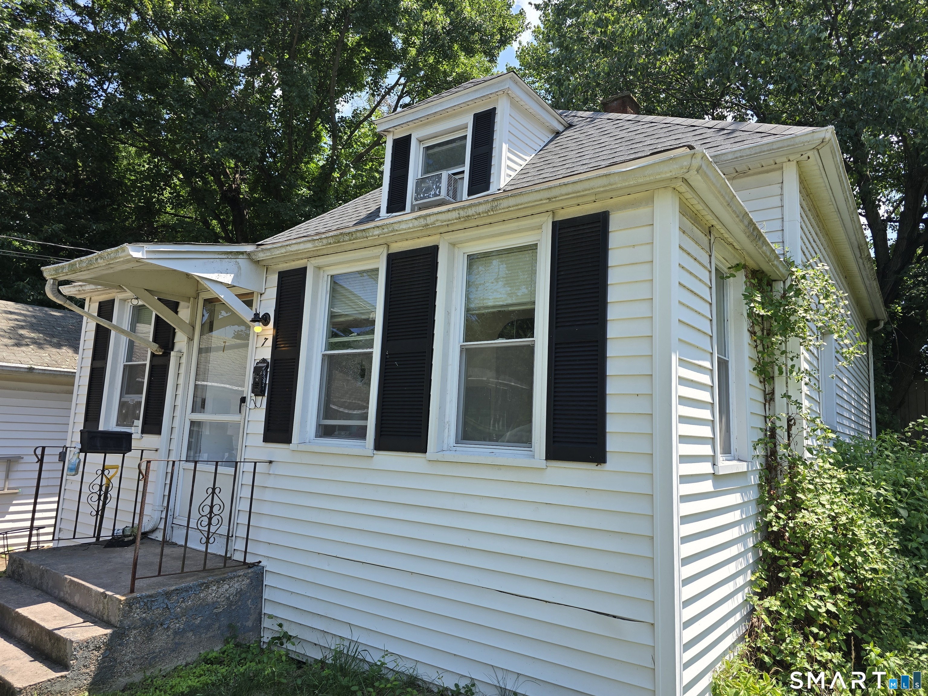 Homes for sale in East Hartford, CT | 7 Willys St, East Hartford, CT 06118 | MLS# 24190841