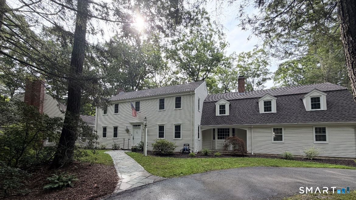 10 Metacomet Road, Farmington, Connecticut 06032