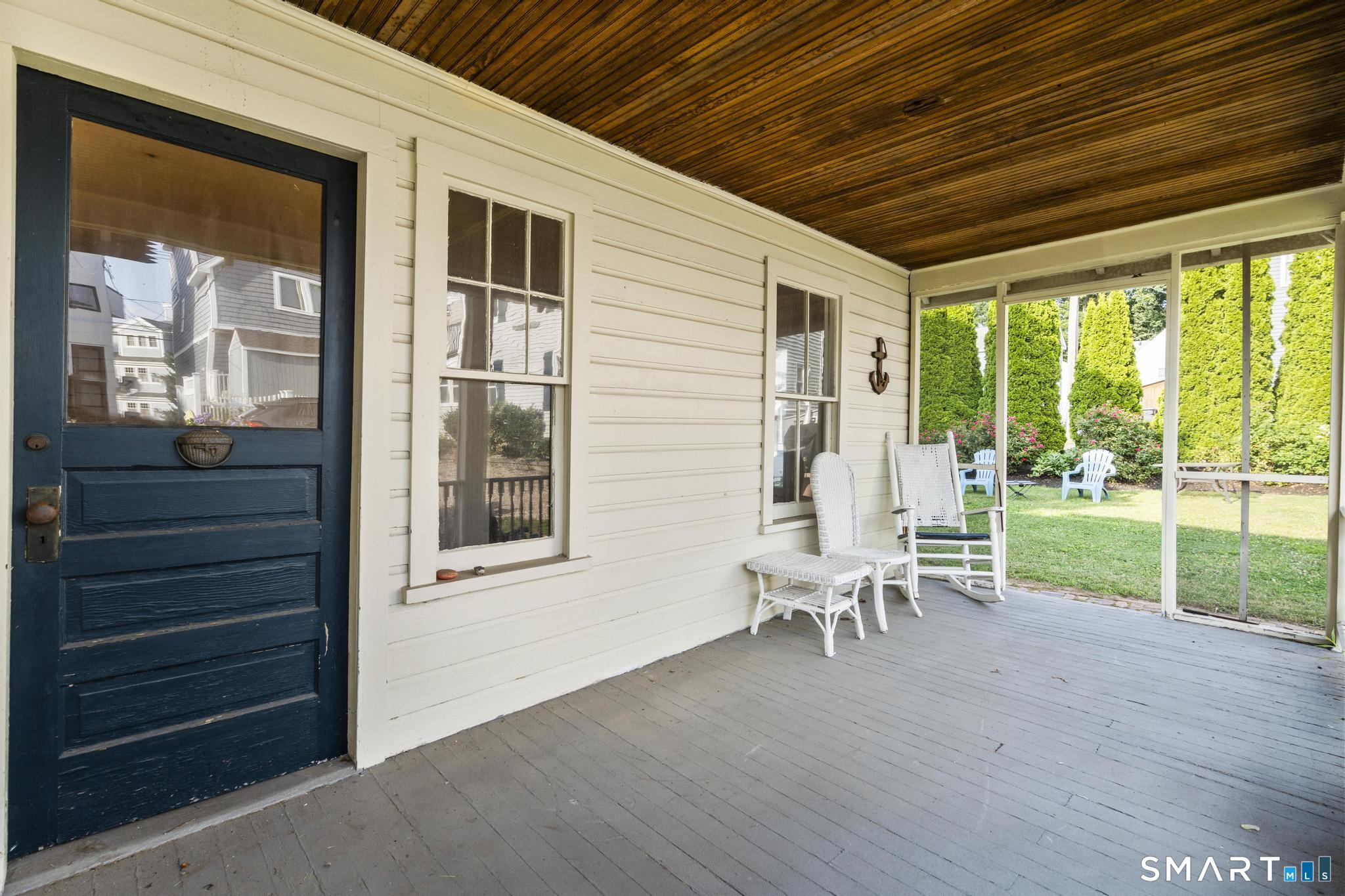 98-B Limewood Avenue photo 9
