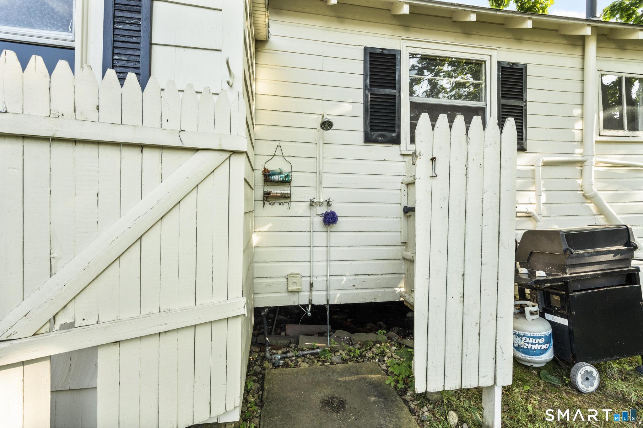 98-B Limewood Avenue photo 32