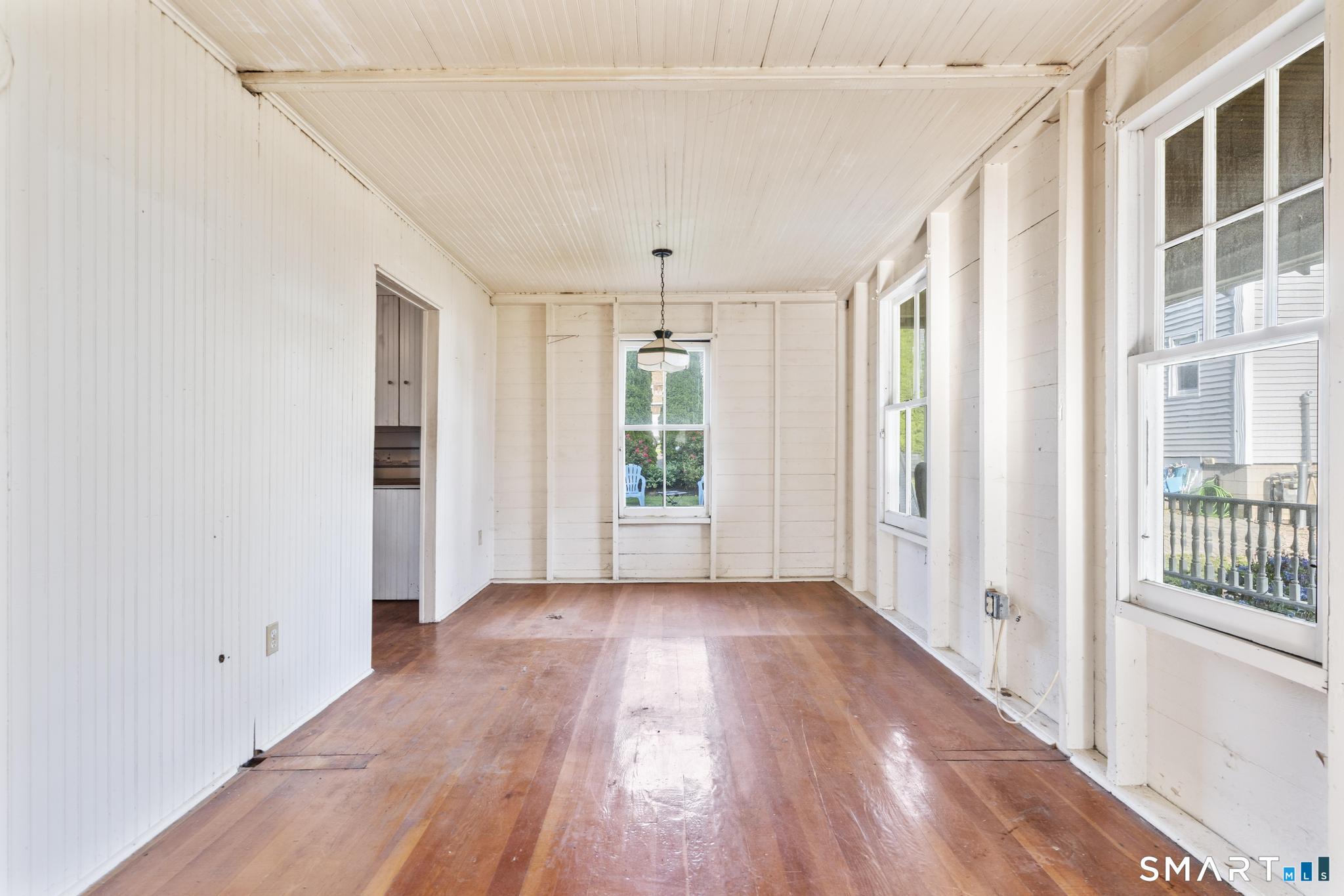 98-B Limewood Avenue photo 12