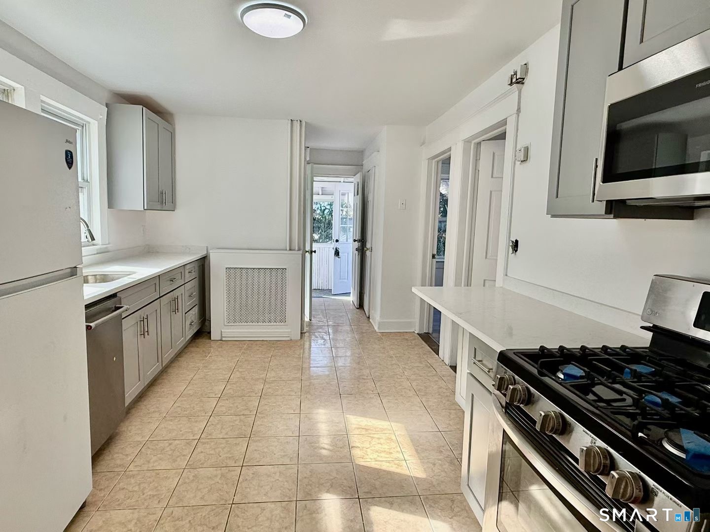 60 Stephen Street, Stamford, Connecticut photo 3