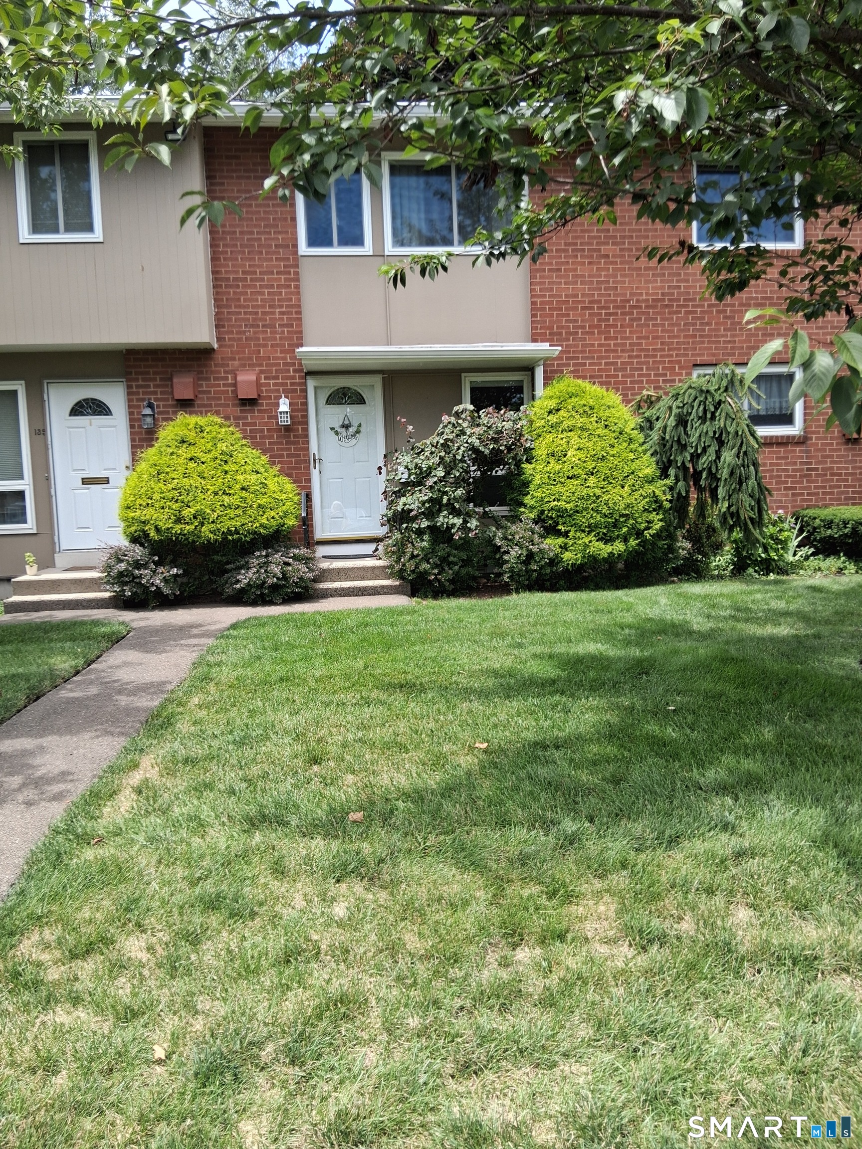 Homes for sale in Hamden, CT | 133 Centerbrook Rd, Hamden, CT 06518 | MLS# 24190914