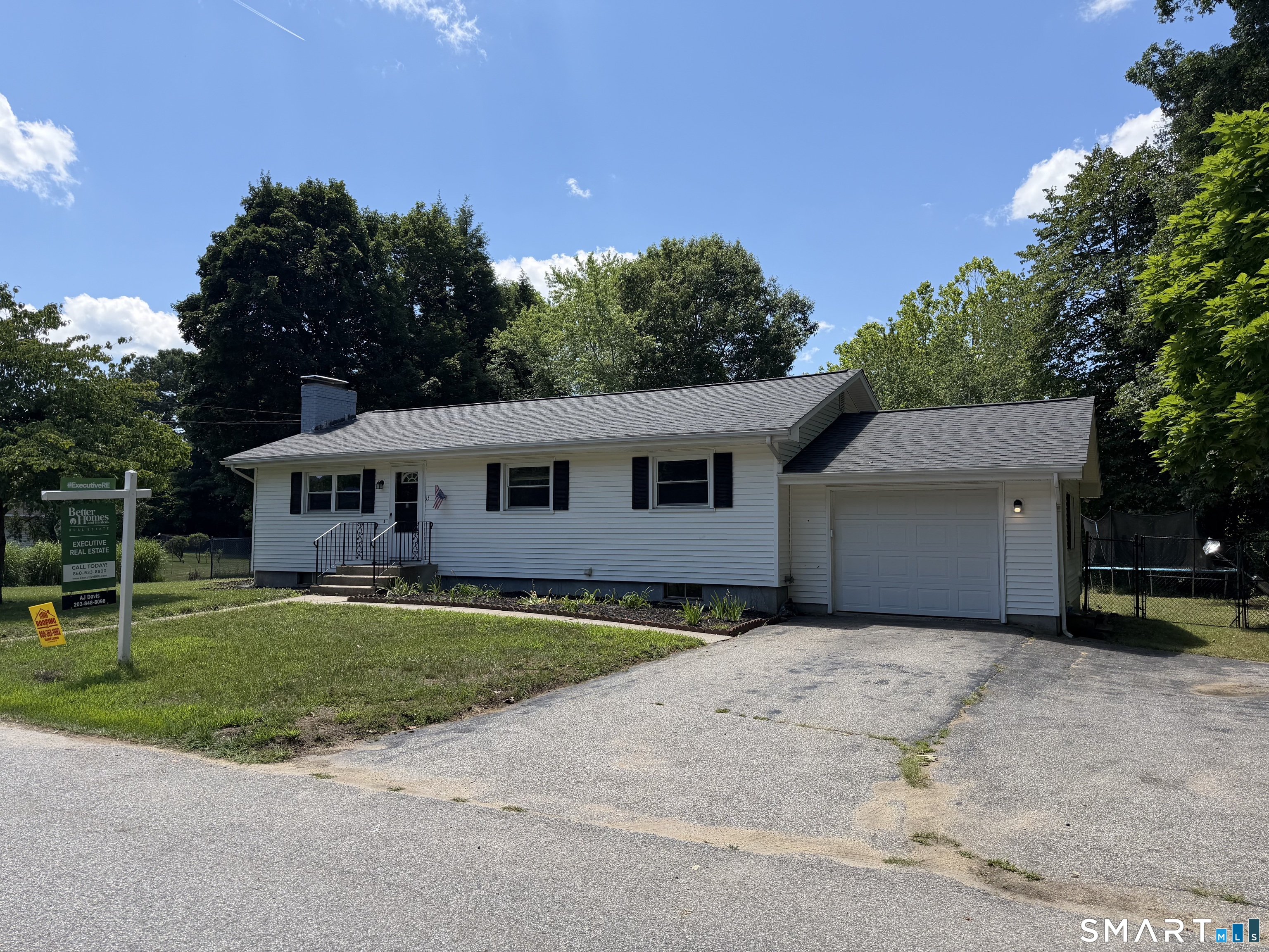 Homes for sale in Windham, CT | 15 Cracow Ave, Windham, CT 06280 | MLS# 24181488