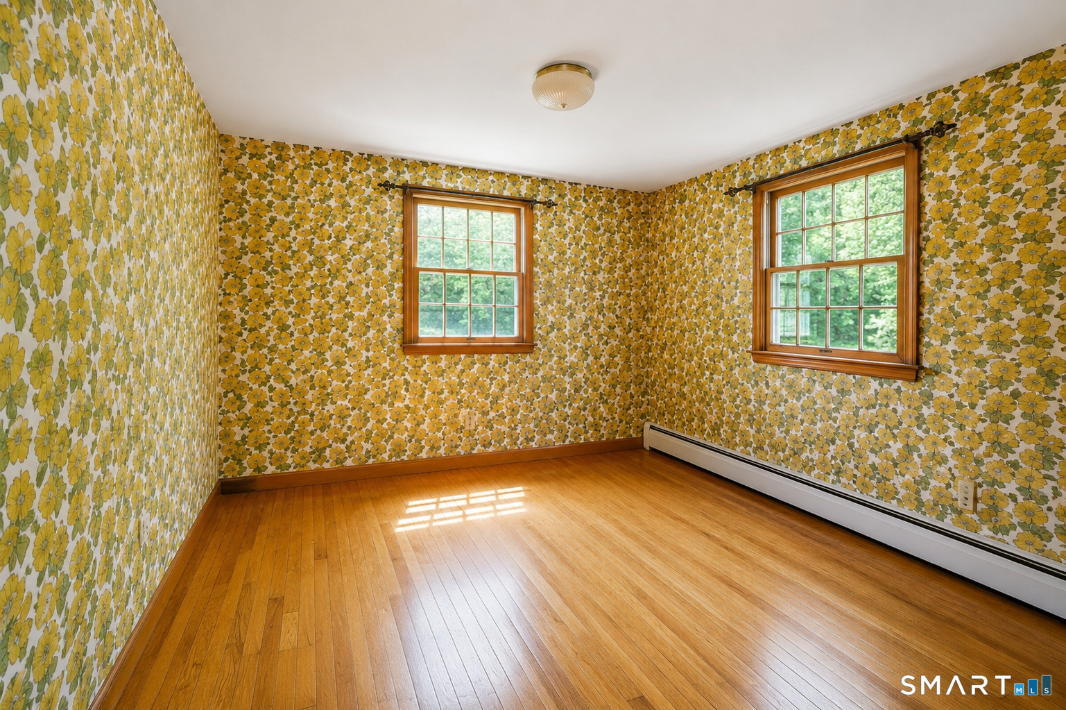 Homes for sale in Bloomfield, CT | 39 Maple Ave, Bloomfield, CT 06002 | MLS# 24190992