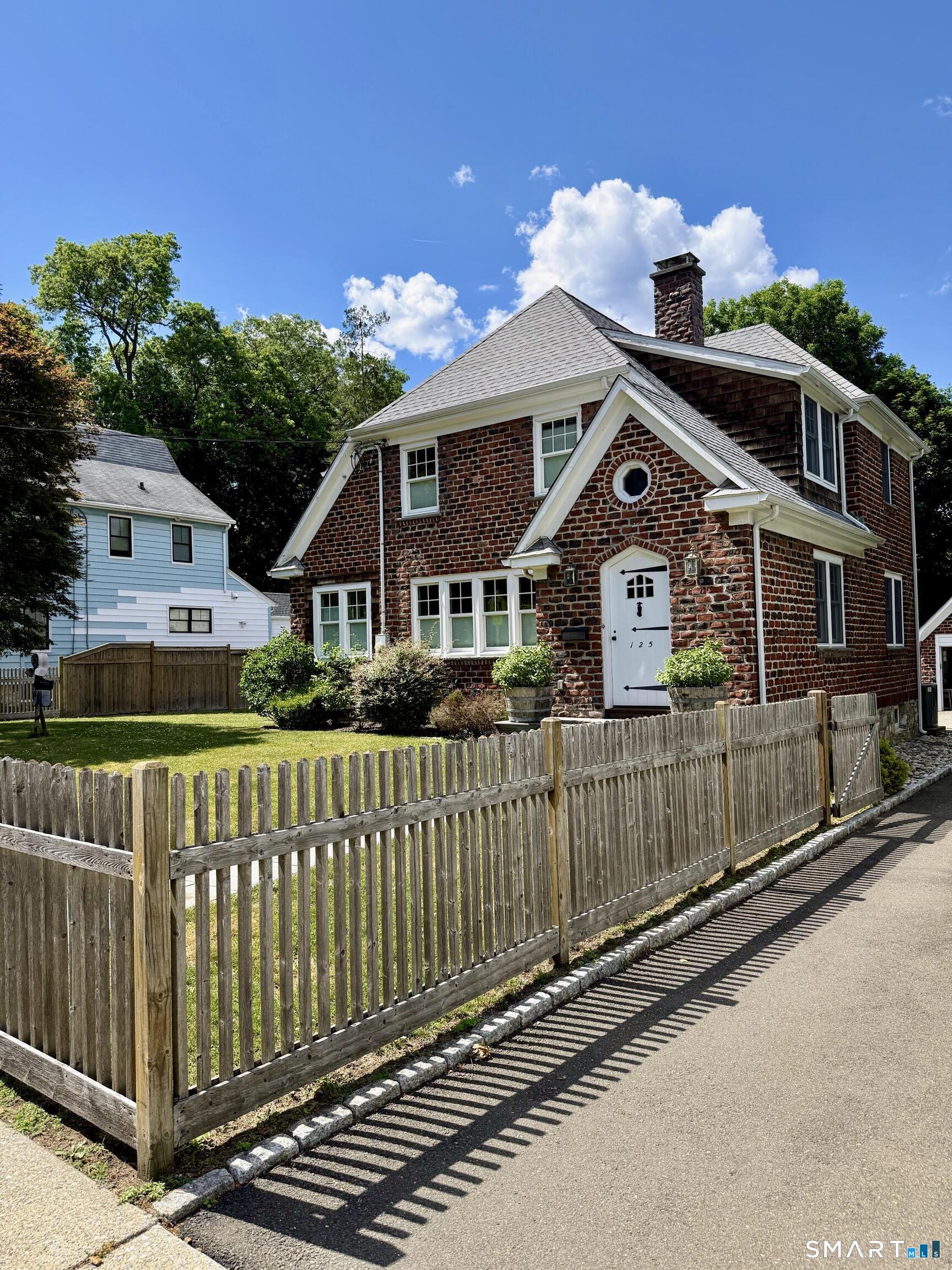 125 Bridge Street, Stamford, Connecticut photo 3